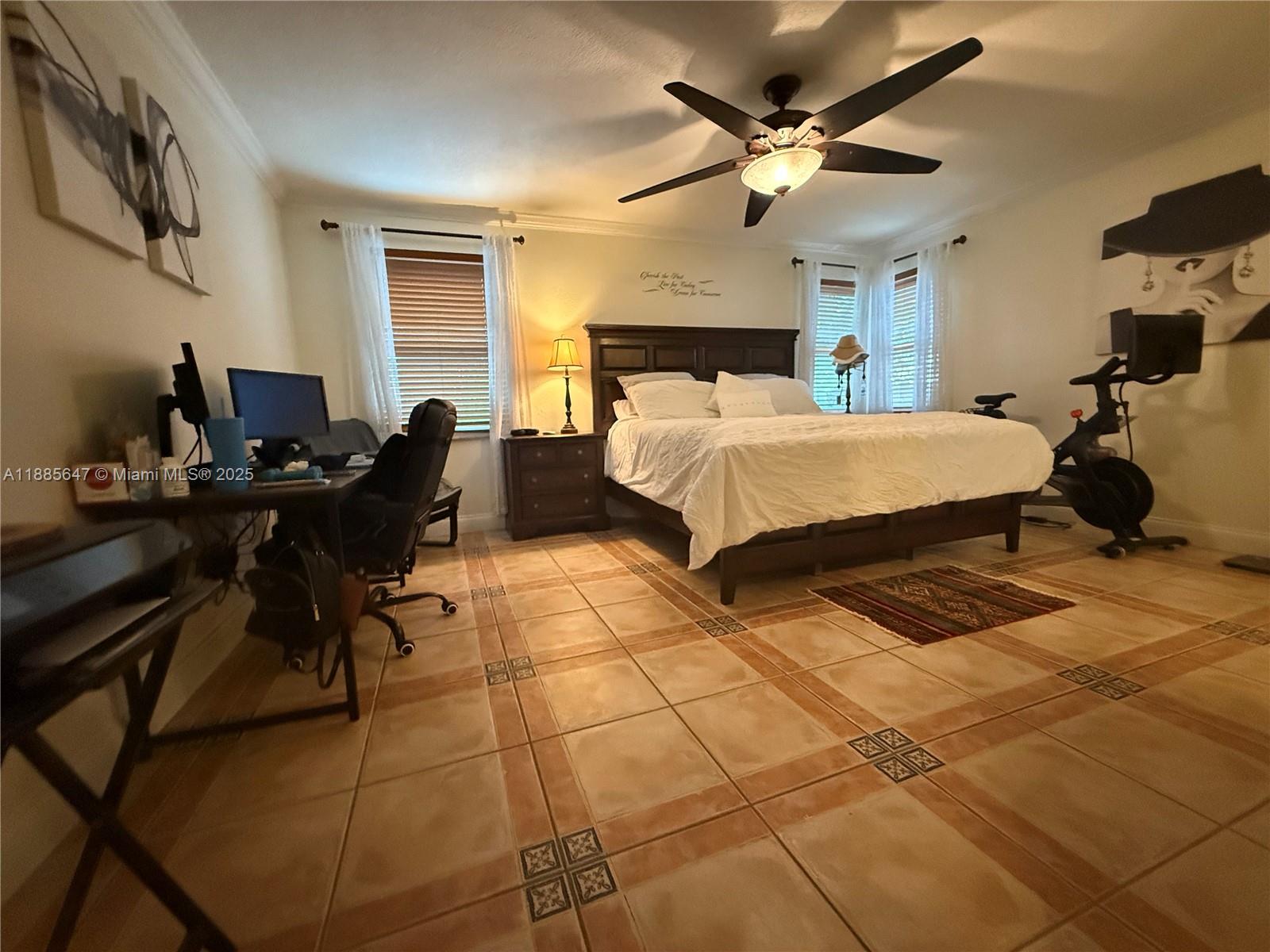 TOWNGATE - Residential