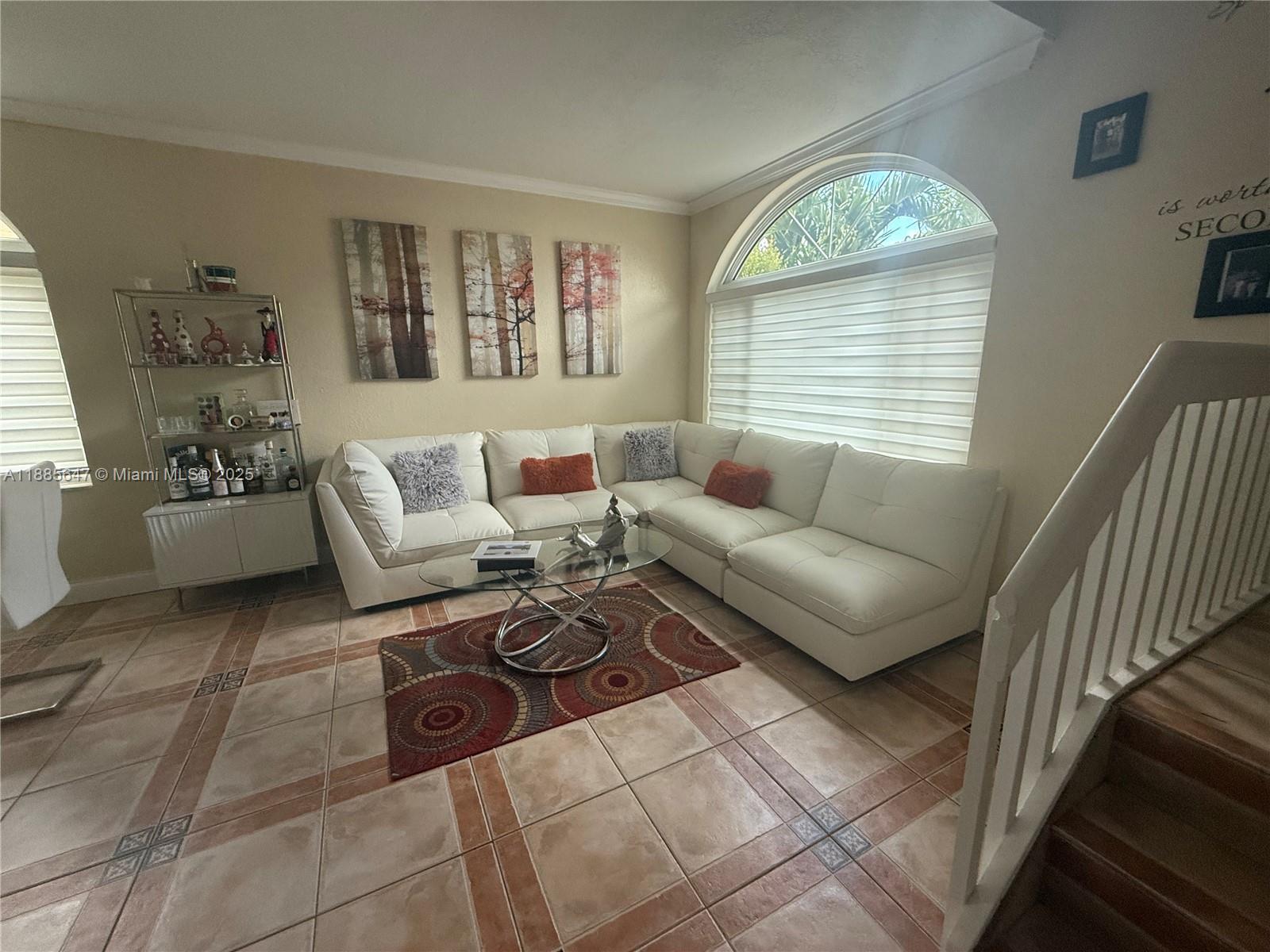 TOWNGATE - Residential