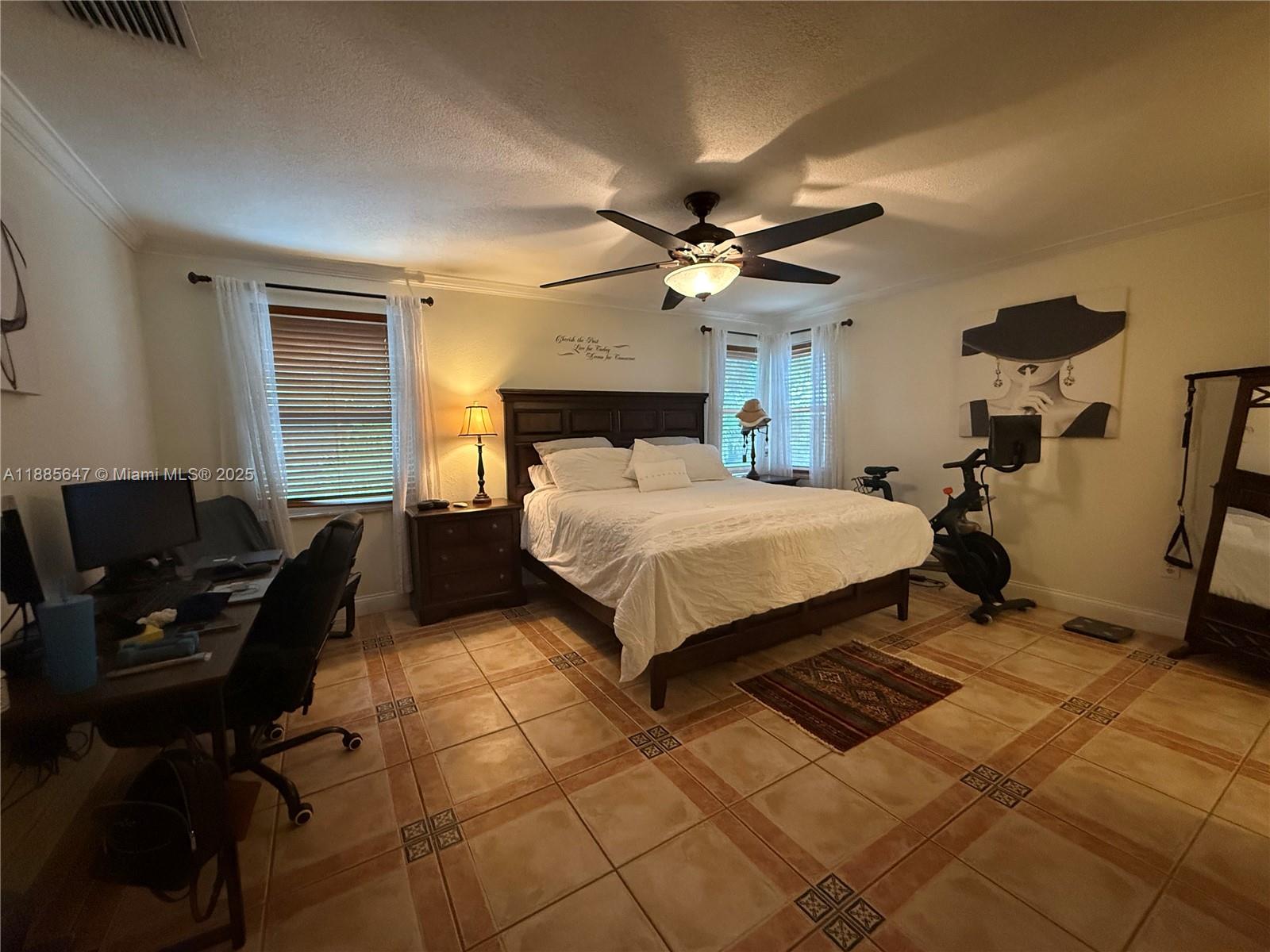 TOWNGATE - Residential