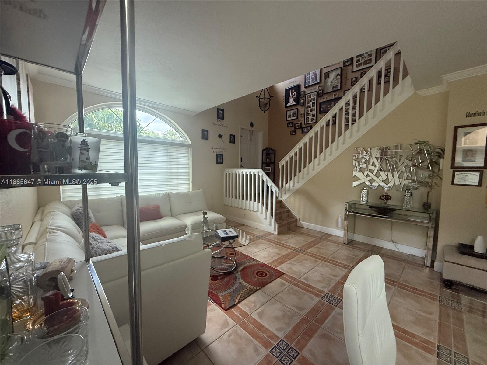 TOWNGATE - Residential