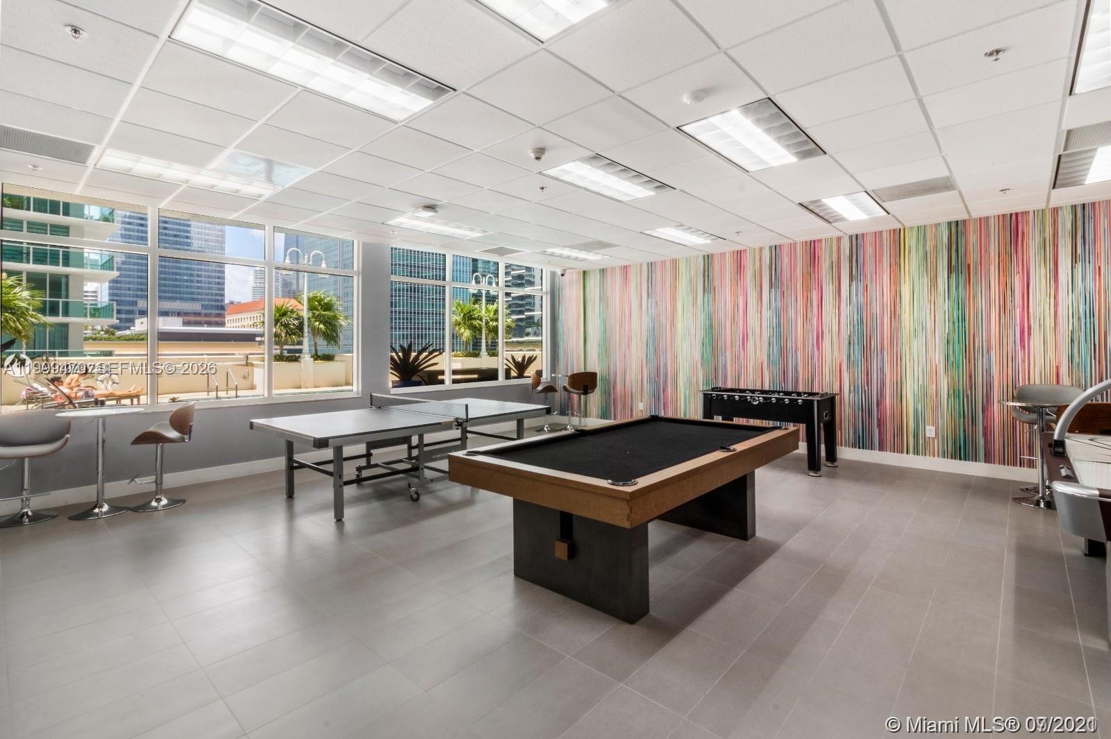 THE CLUB AT BRICKELL BAY - Residential