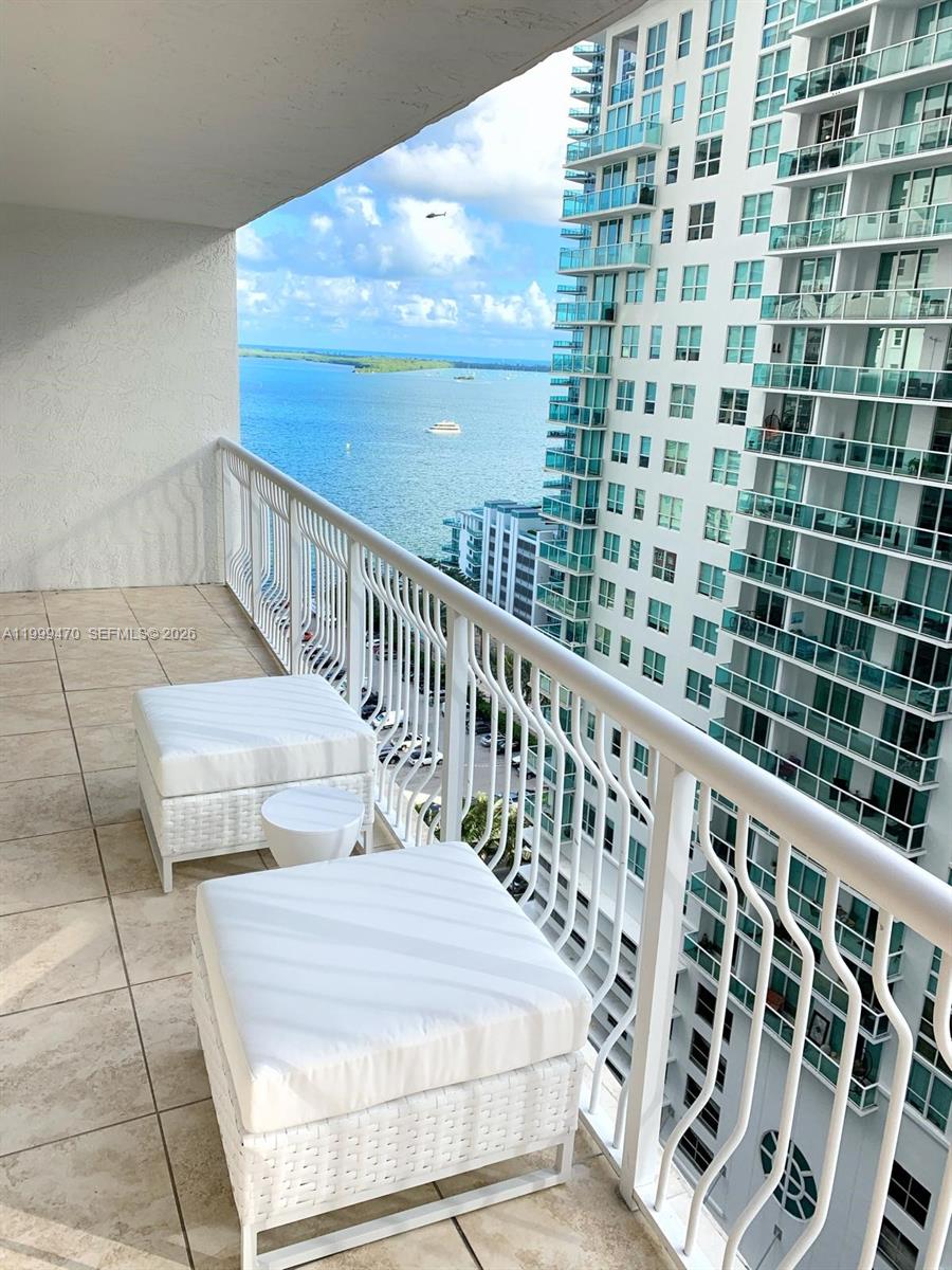 THE CLUB AT BRICKELL BAY - Residential