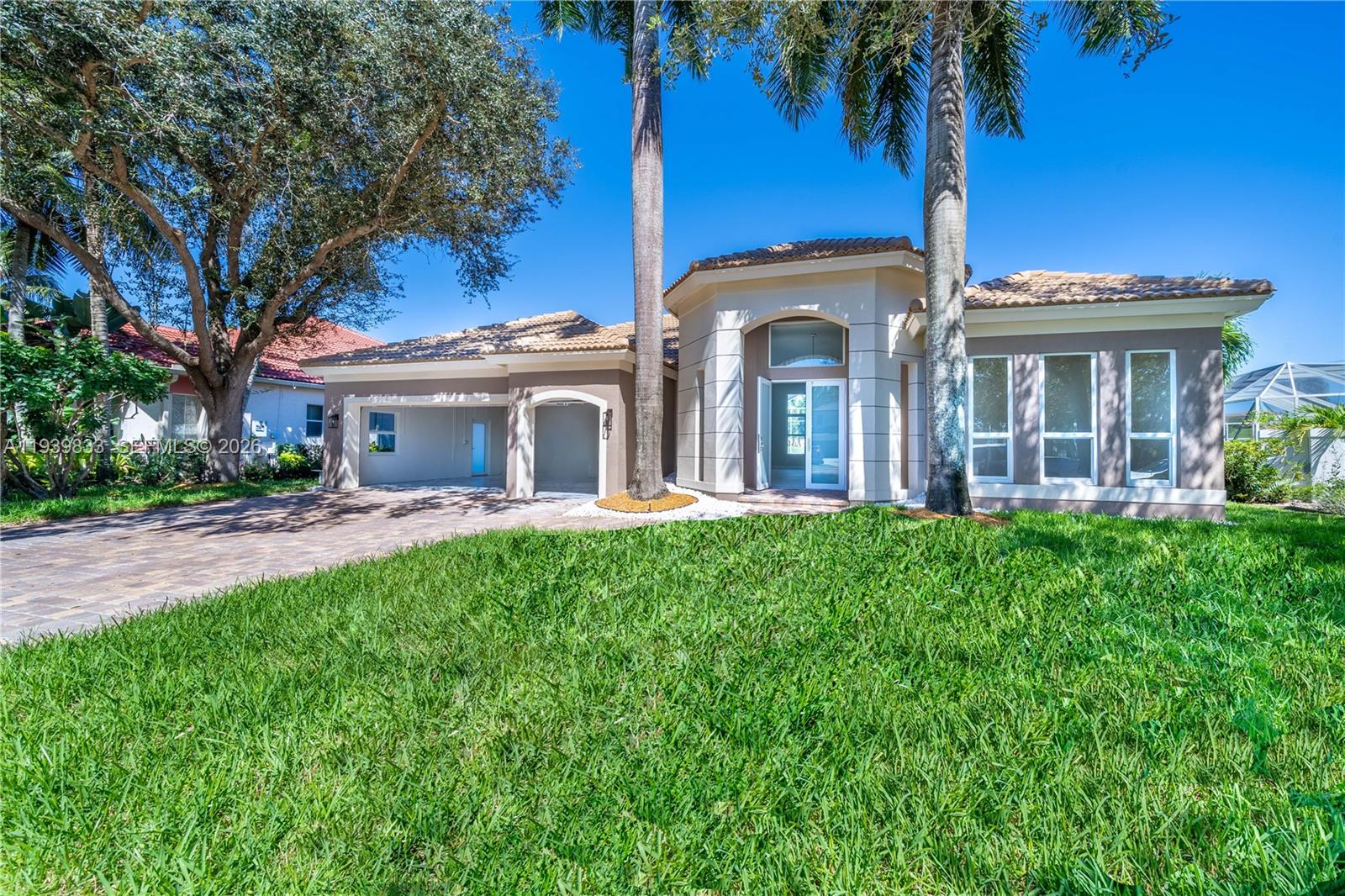 ROLLING HILLS GOLF & TENN - Residential