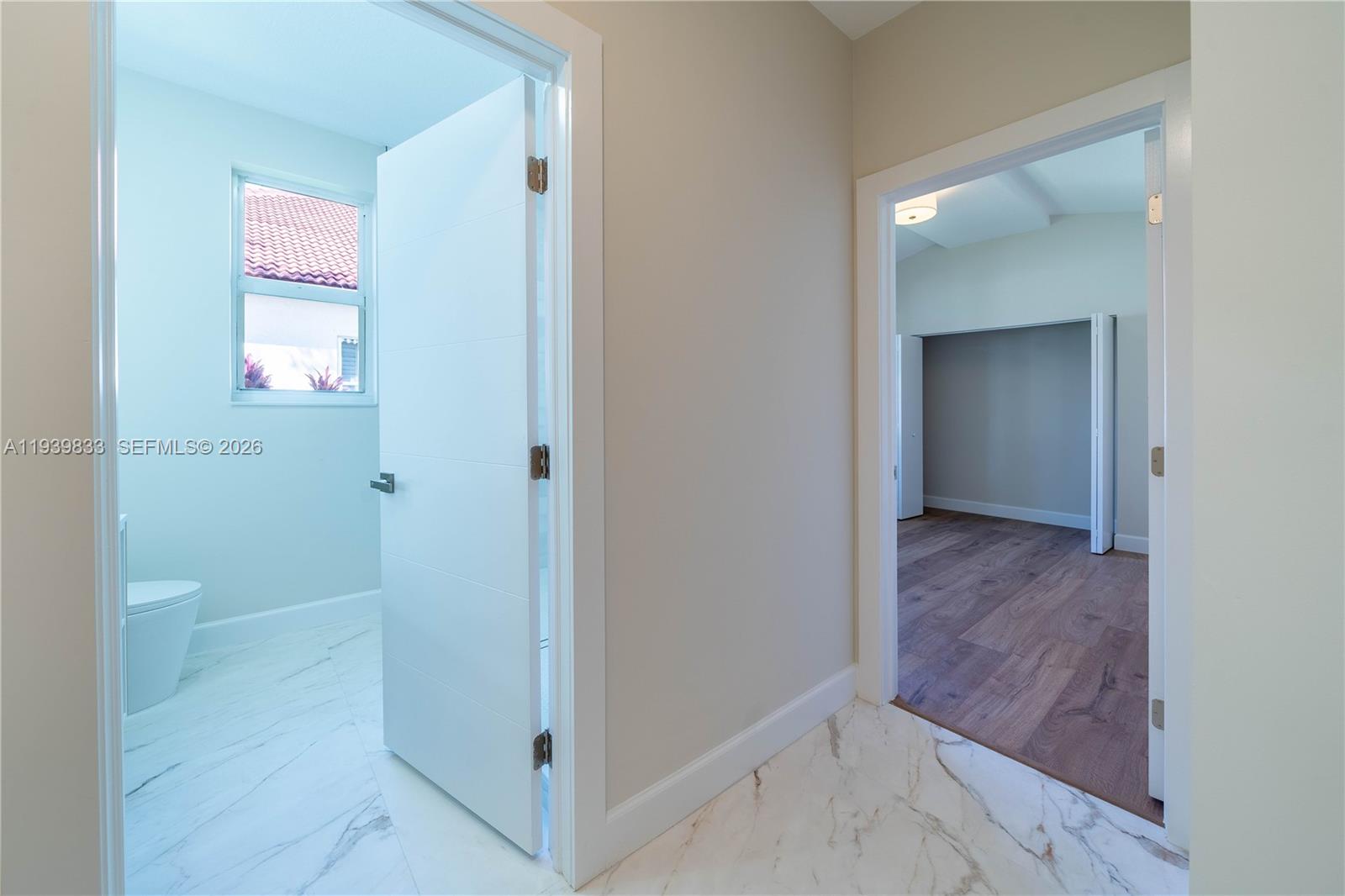 ROLLING HILLS GOLF & TENN - Residential