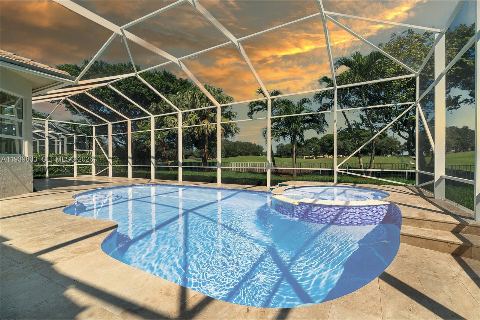 ROLLING HILLS GOLF & TENN - Residential