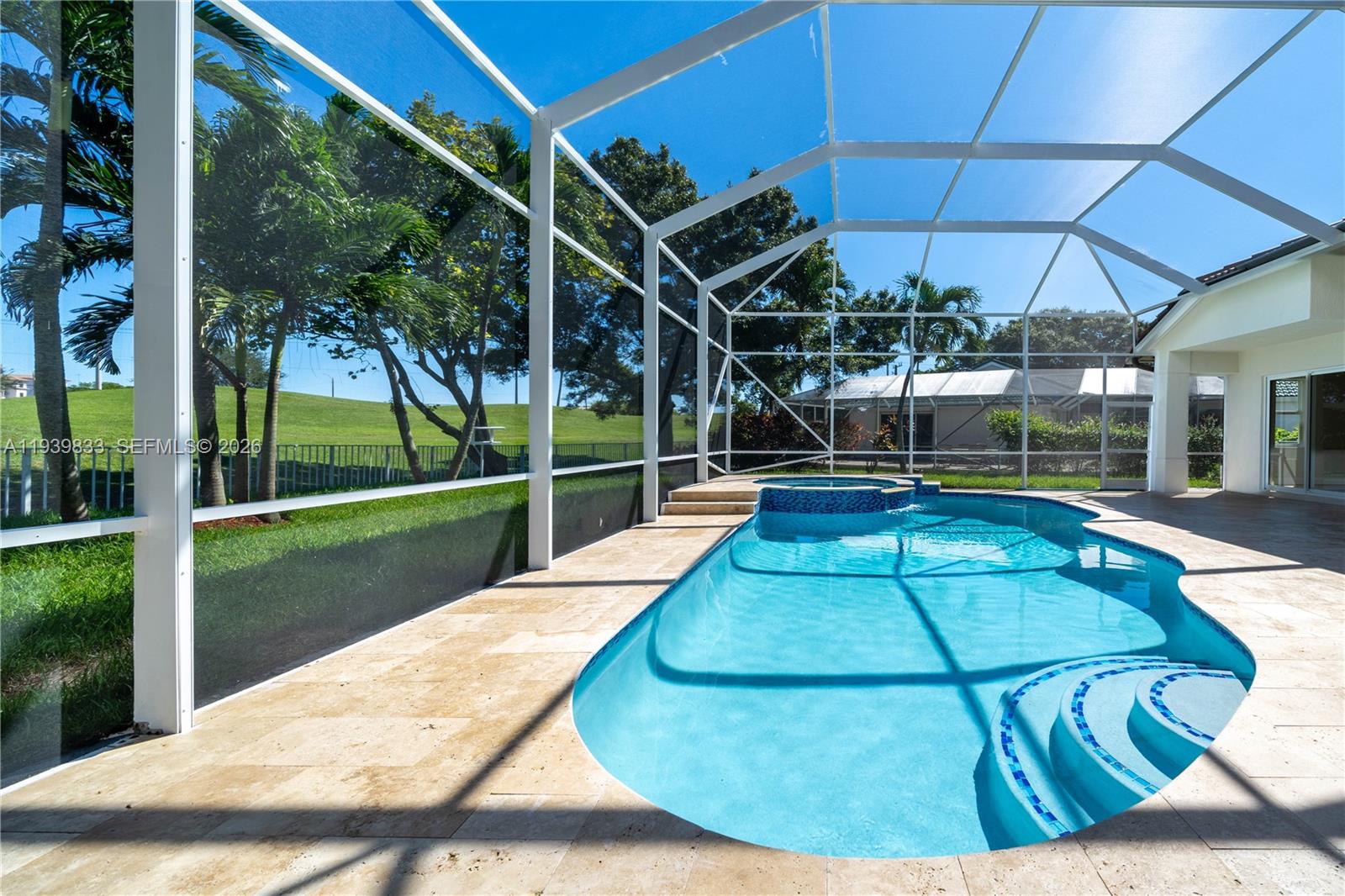 ROLLING HILLS GOLF & TENN - Residential