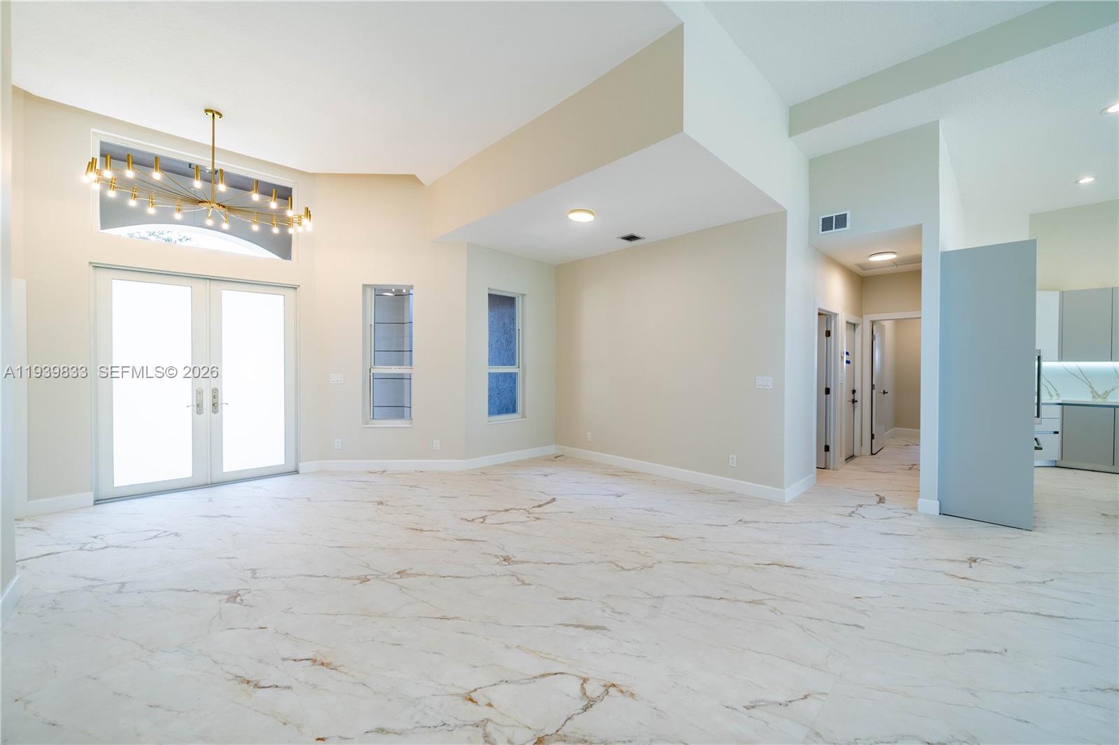 ROLLING HILLS GOLF & TENN - Residential