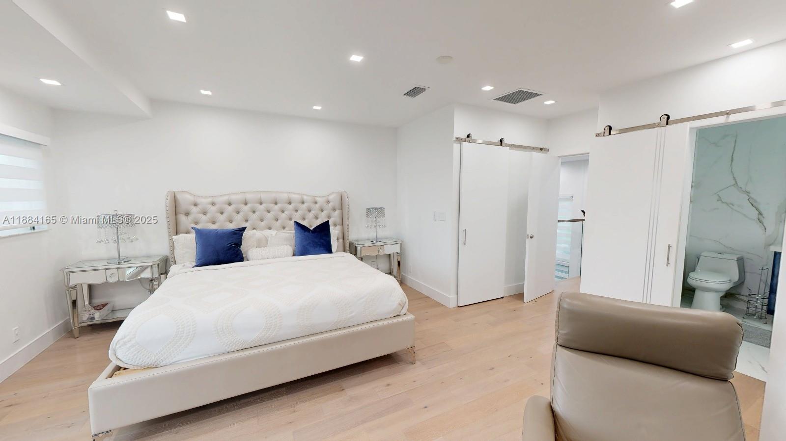 JACARANDA LAKES SECTION T - Residential Lease