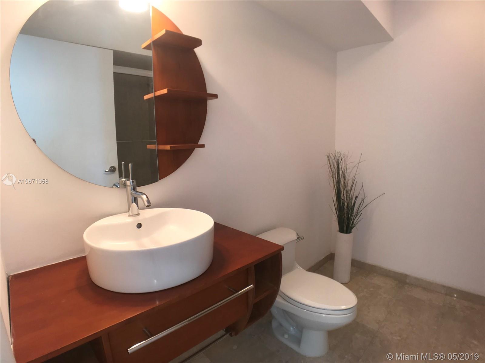 THE GRANDVIEW CONDO - Residential Lease