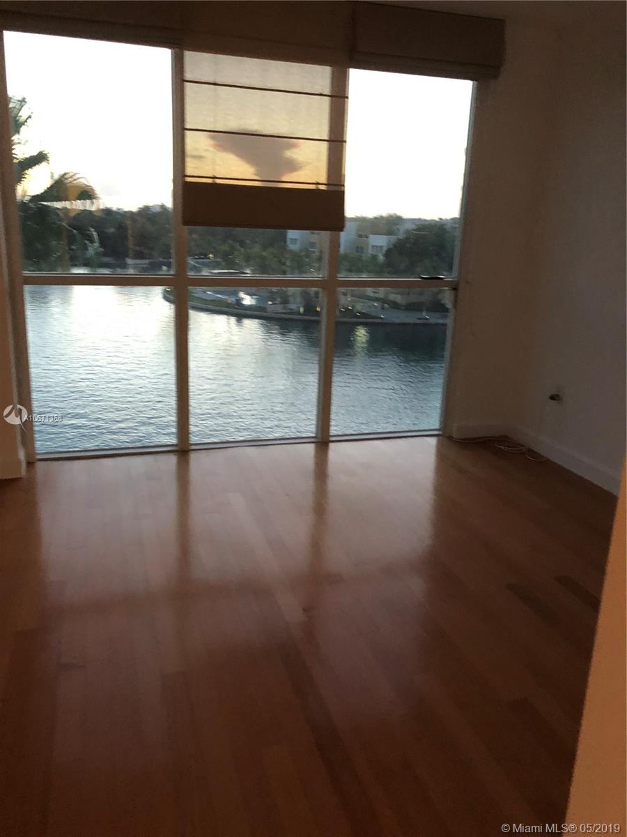 THE GRANDVIEW CONDO - Residential Lease