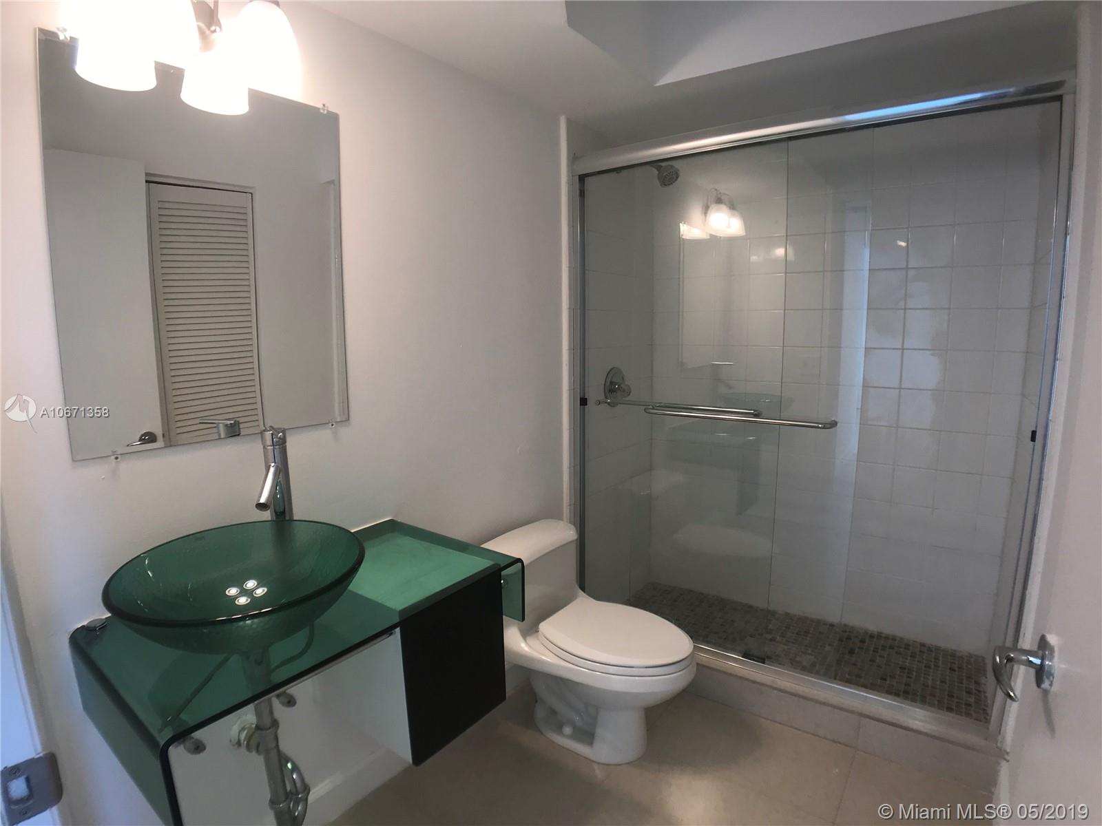 THE GRANDVIEW CONDO - Residential Lease