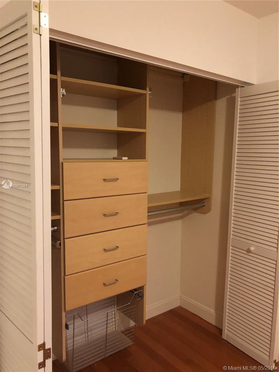 THE GRANDVIEW CONDO - Residential Lease