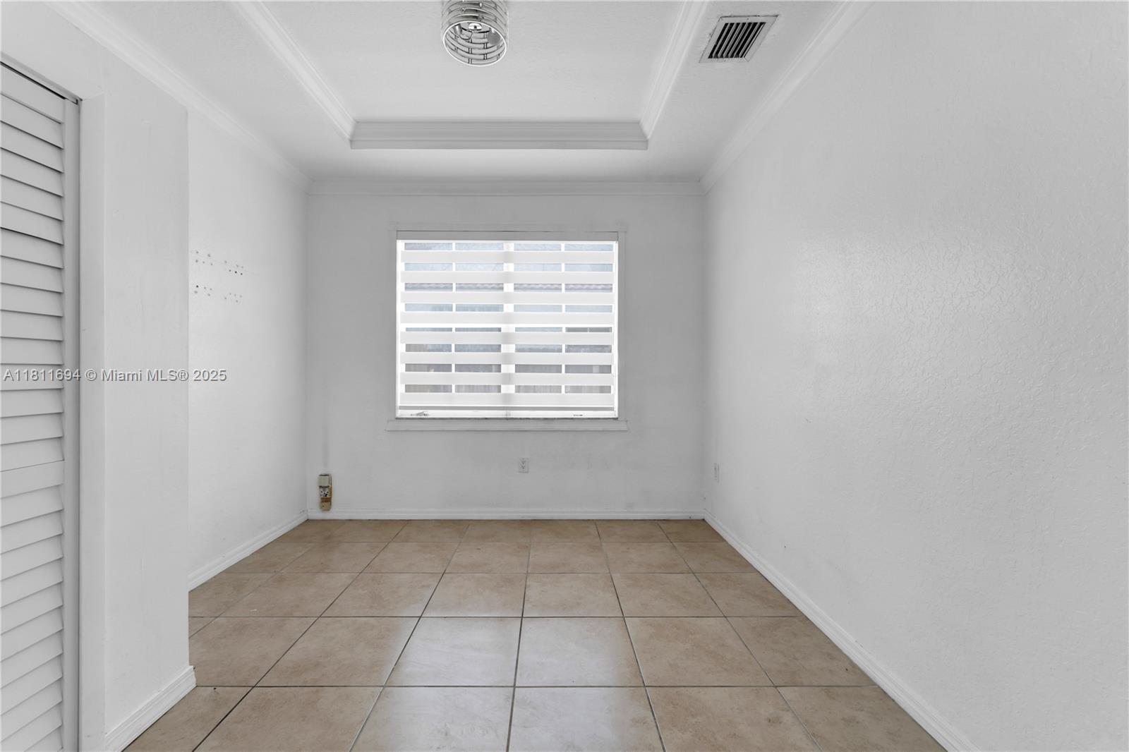 SOUTH POINT FIRST ADDITIO - Residential