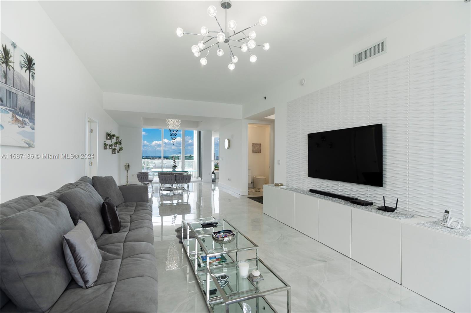 TDR TOWER I CONDO - Residential