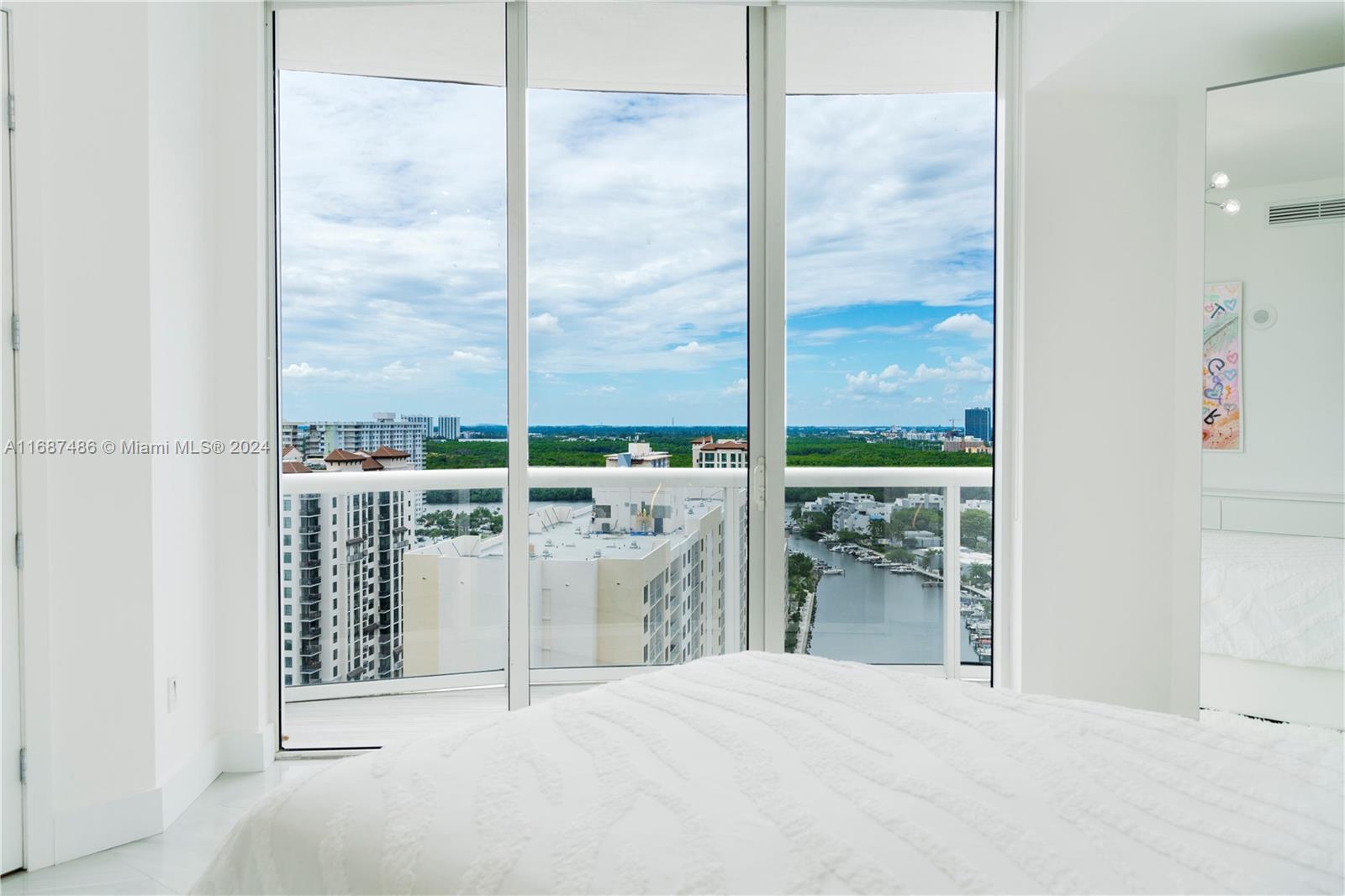 TDR TOWER I CONDO - Residential