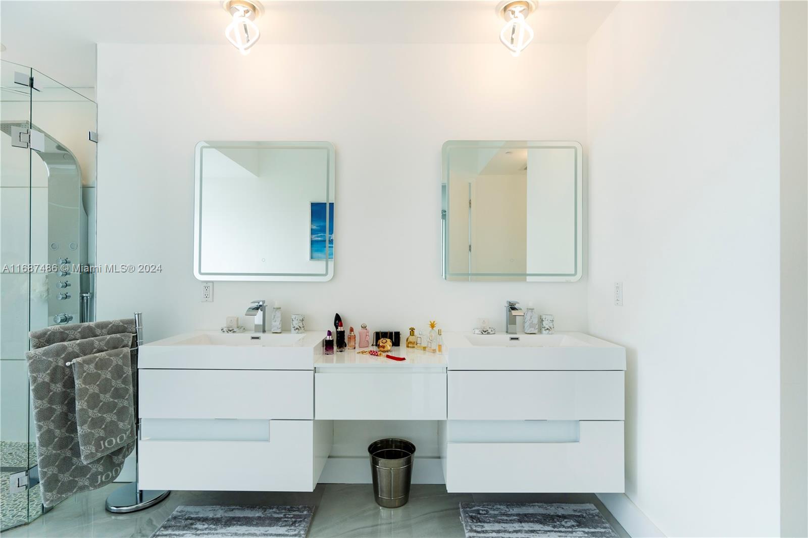 TDR TOWER I CONDO - Residential