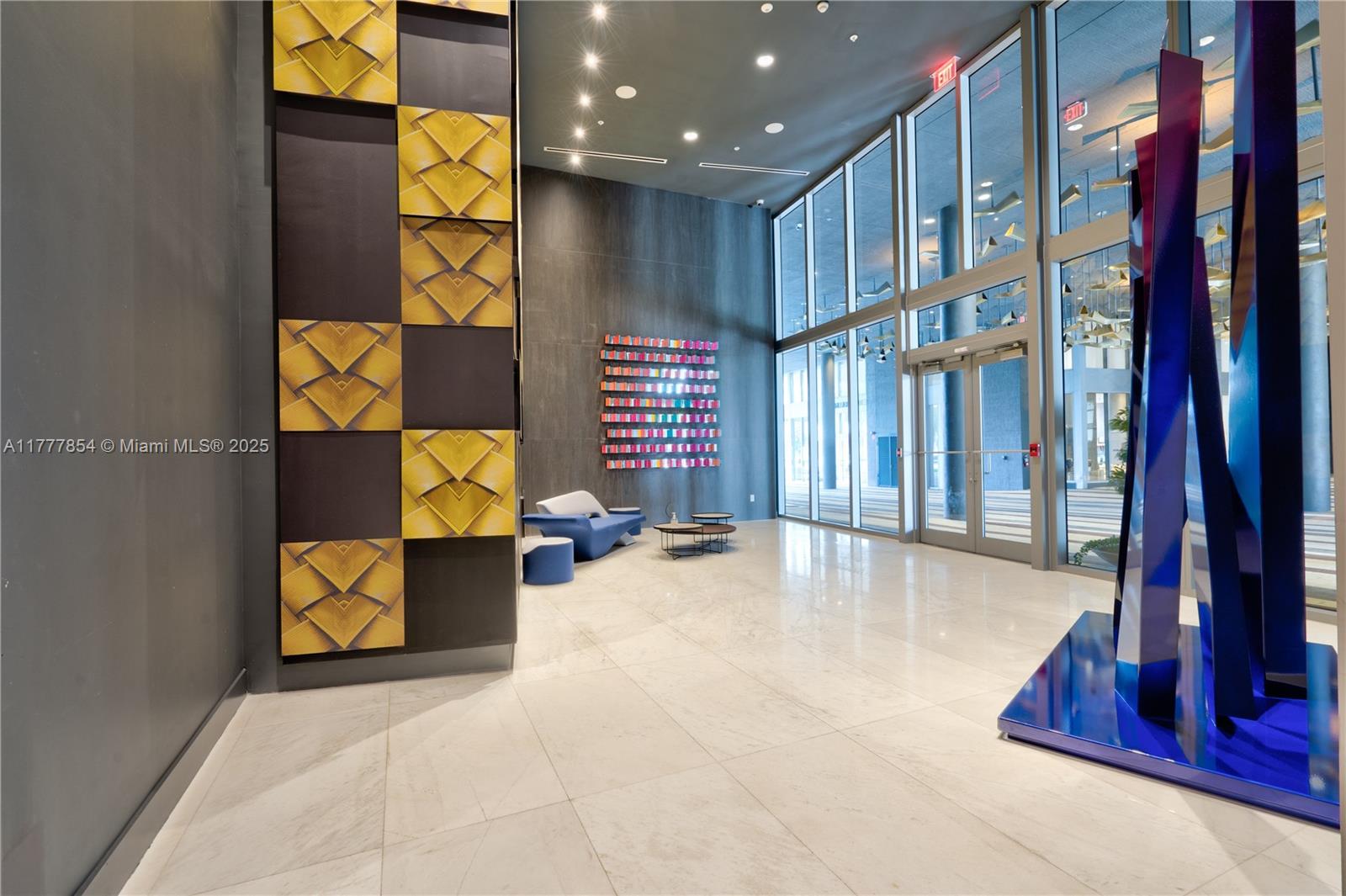 QUADRO CONDO - Residential Lease