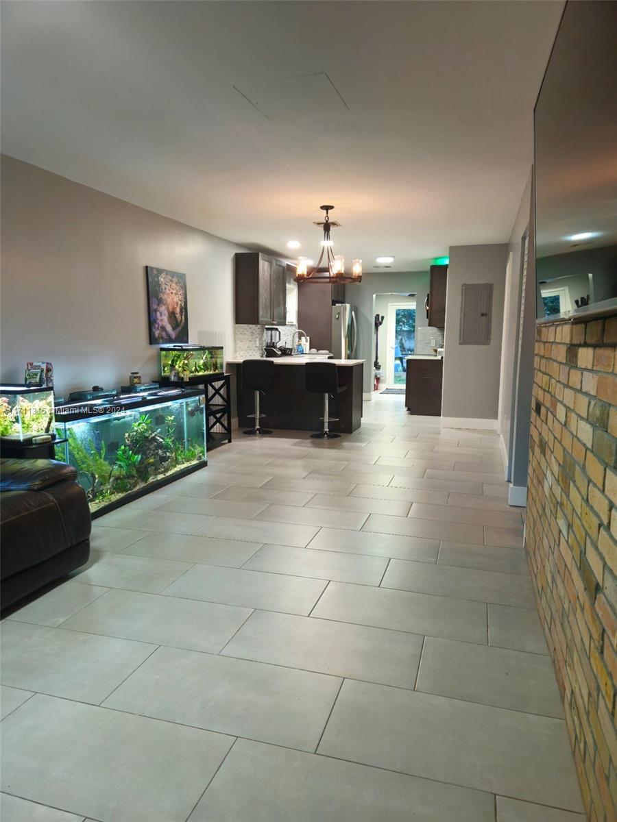 PICKET LANE - Residential