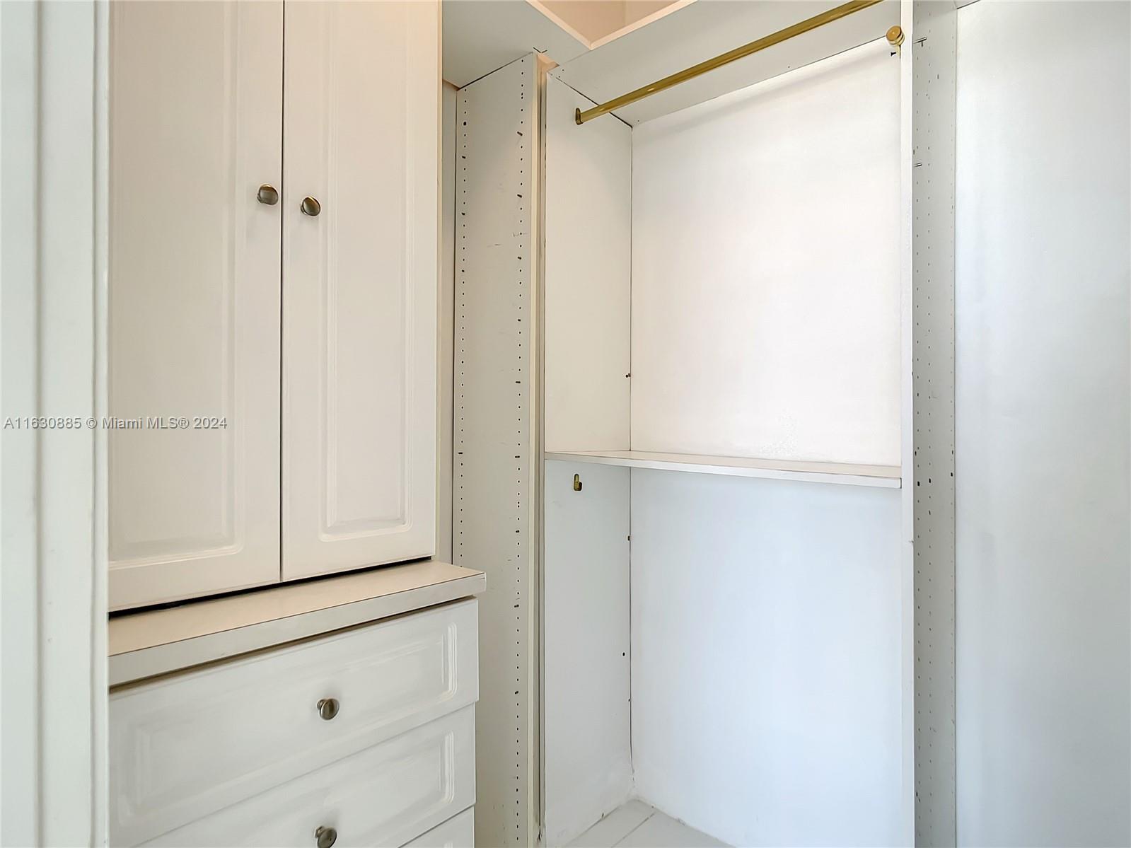 VENETIA CONDO - Residential