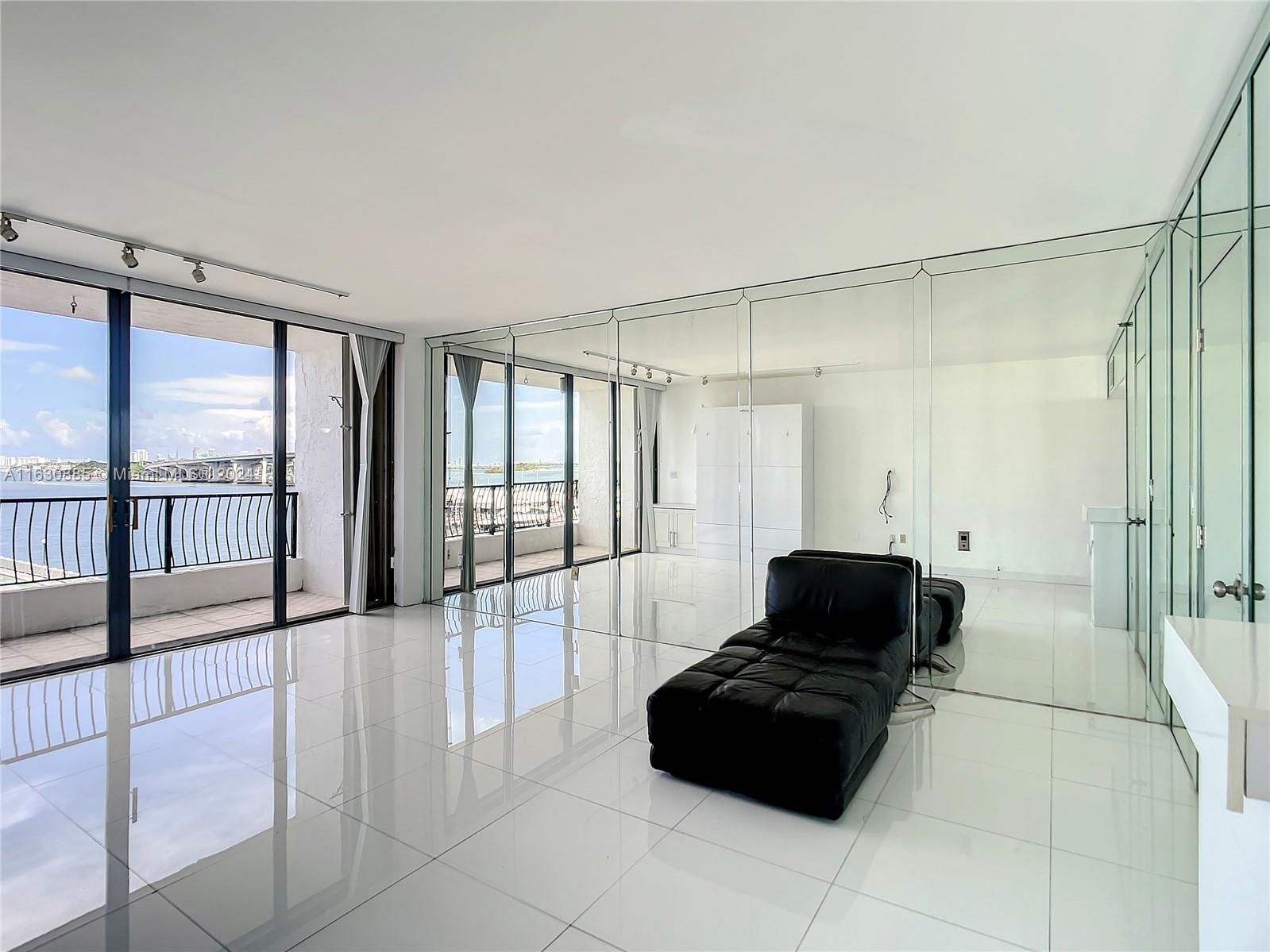 VENETIA CONDO - Residential
