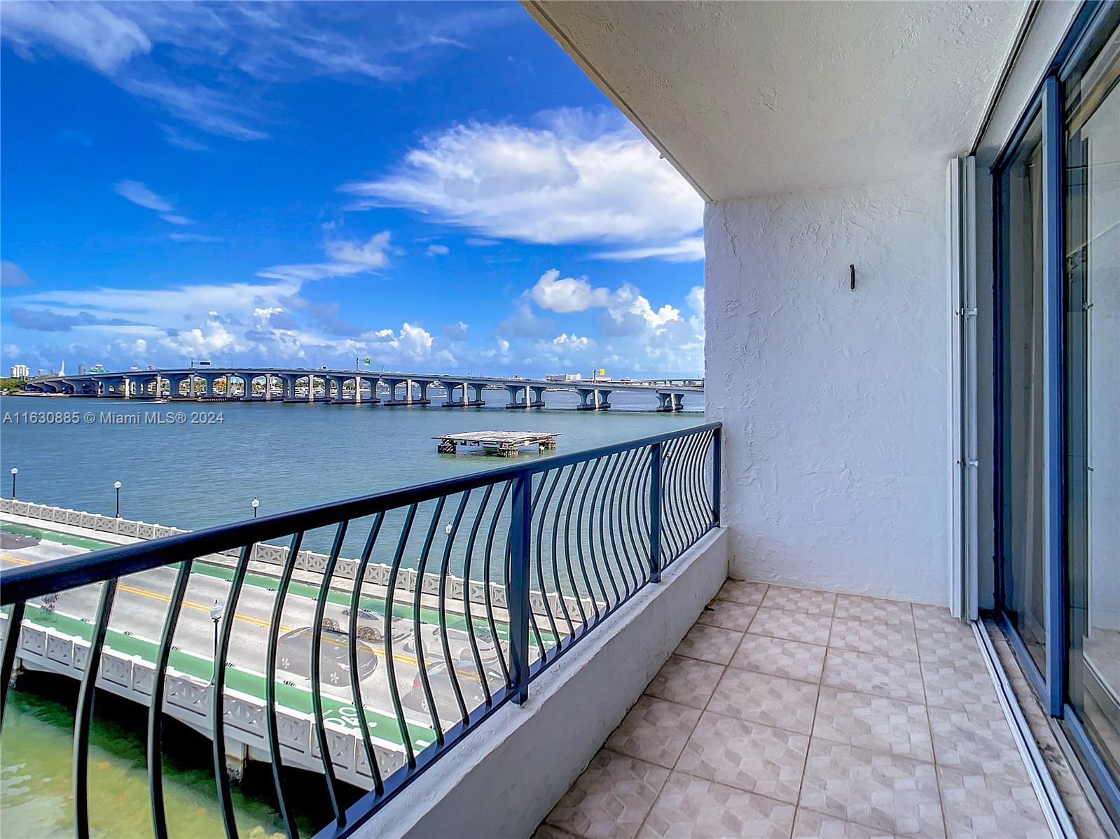 VENETIA CONDO - Residential