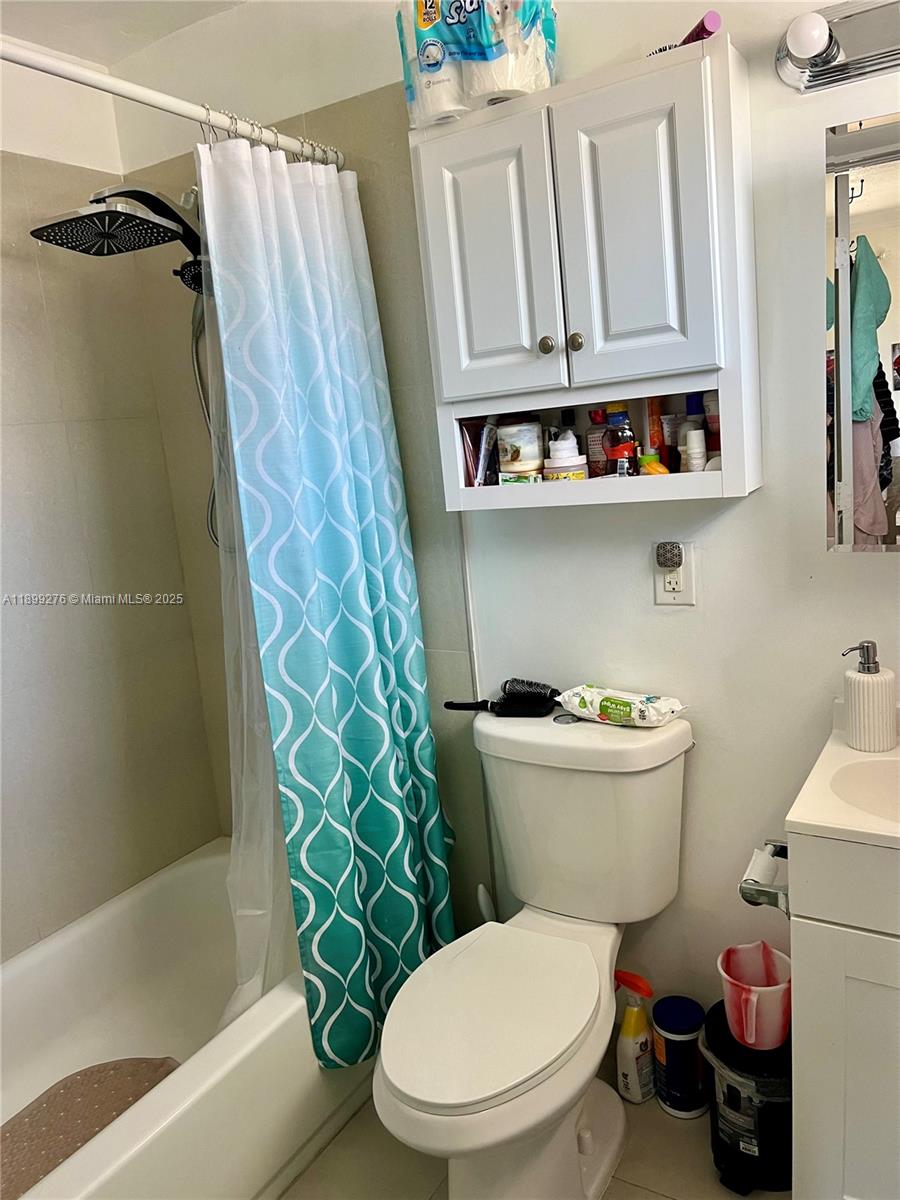 WEST PARK VIEW CONDO - Residential
