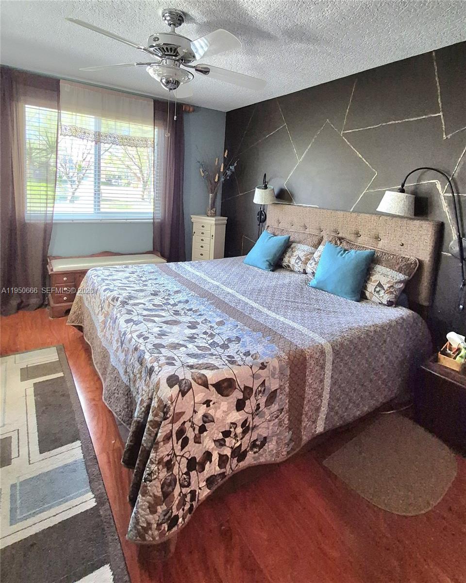 RIVIERA PALMS CONDO - Residential