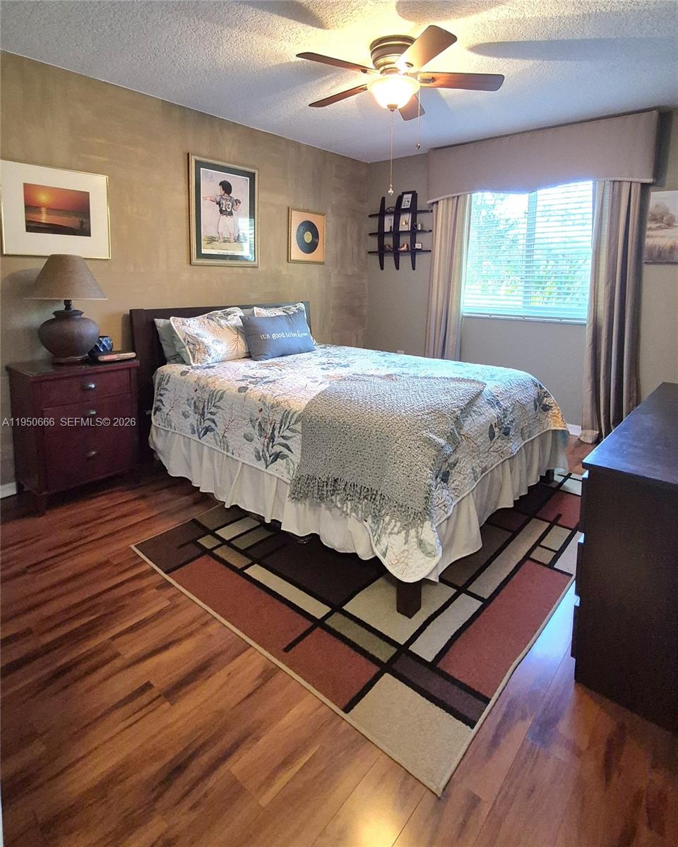 RIVIERA PALMS CONDO - Residential