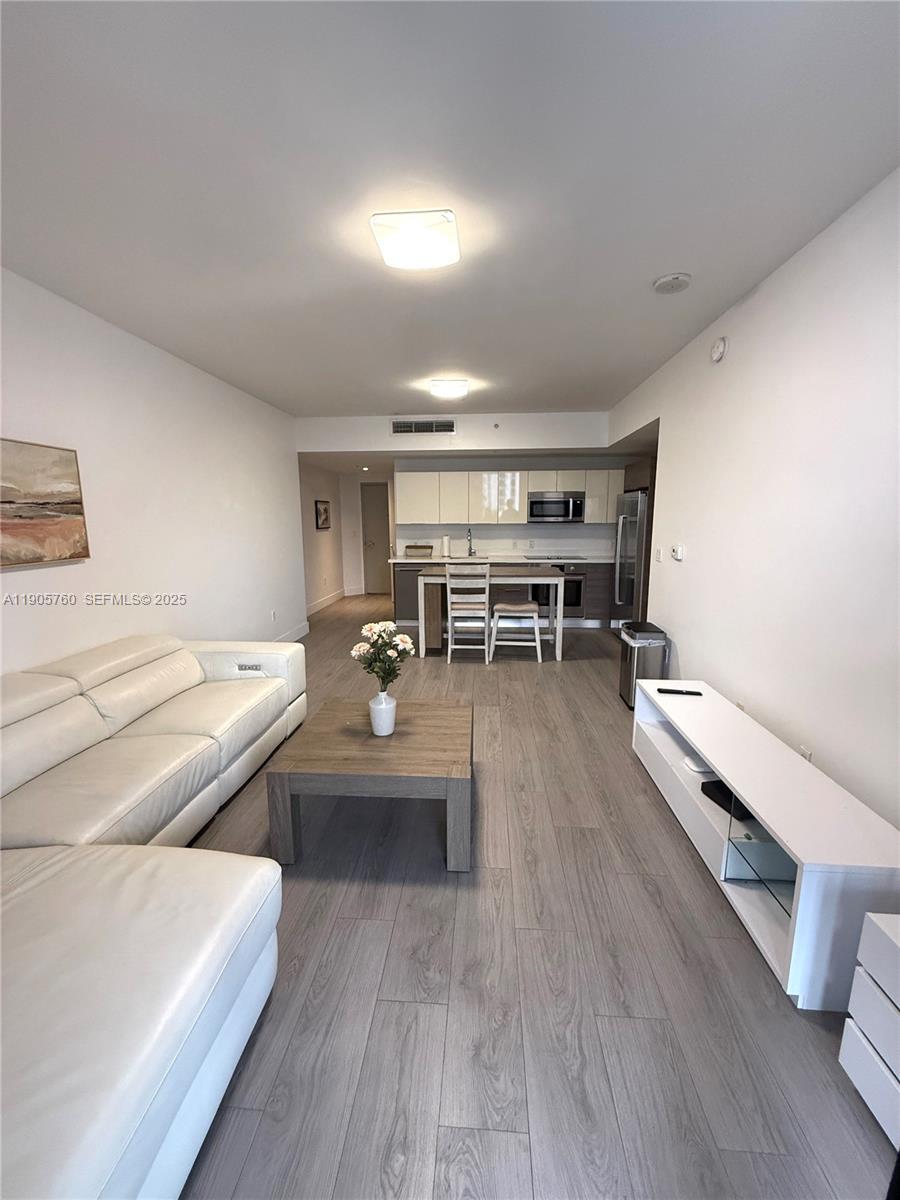 BRICKELL TEN CONDO - Residential Lease