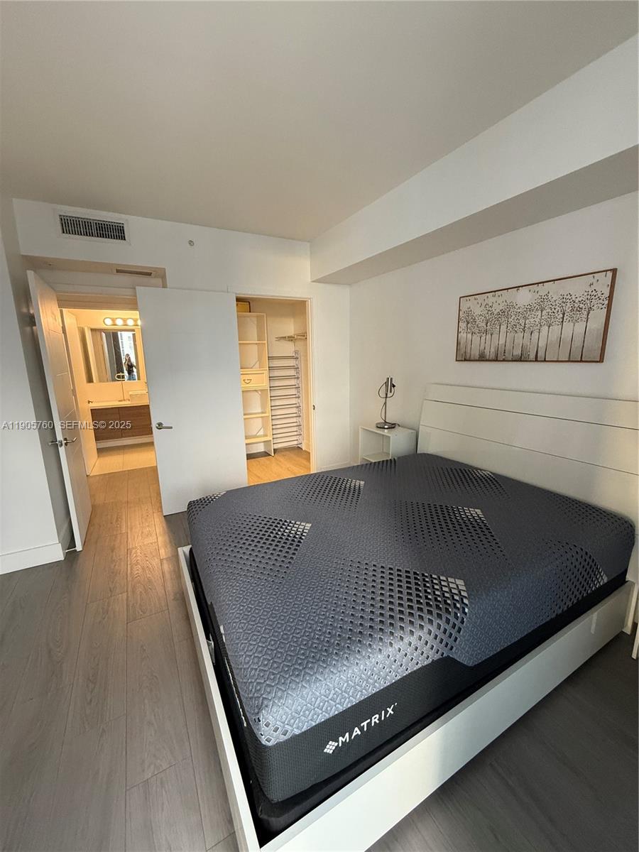 BRICKELL TEN CONDO - Residential Lease