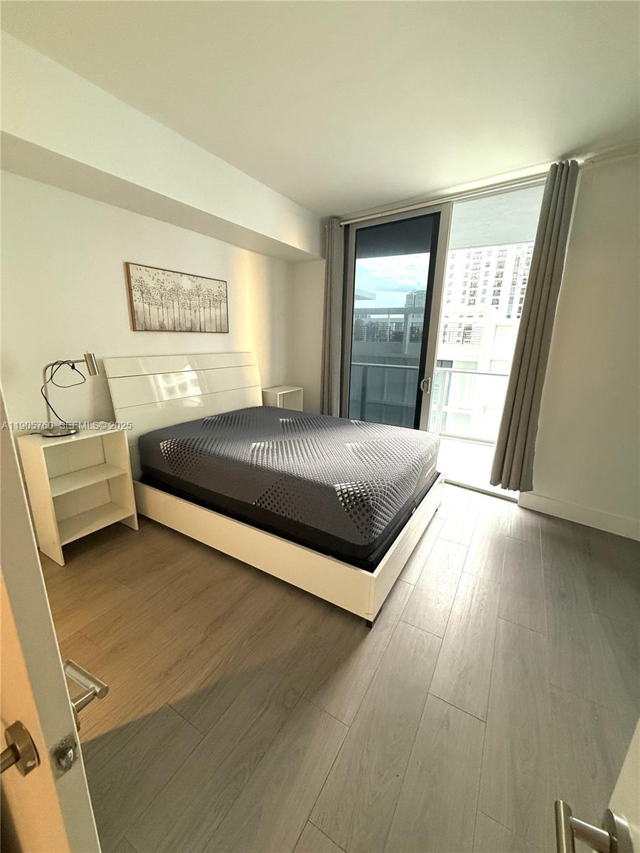 BRICKELL TEN CONDO - Residential Lease