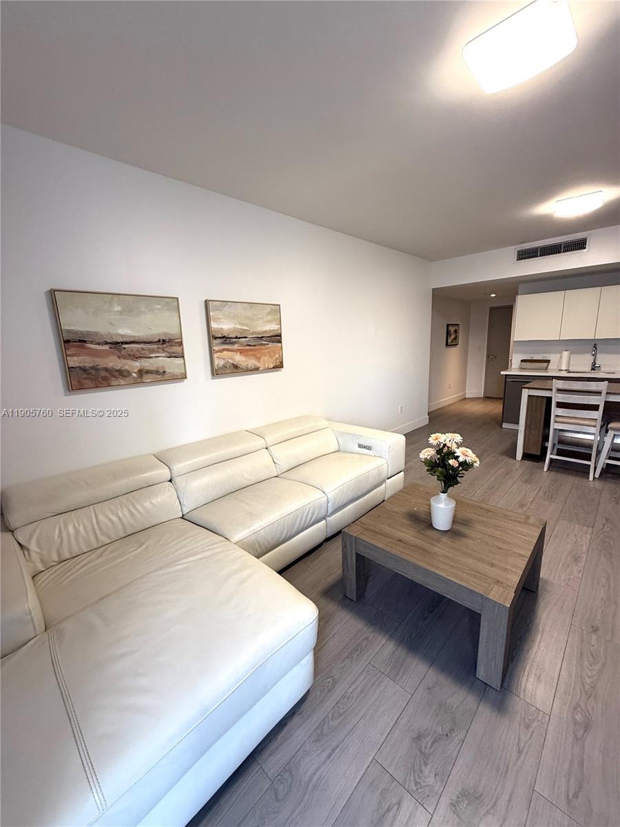 BRICKELL TEN CONDO - Residential Lease