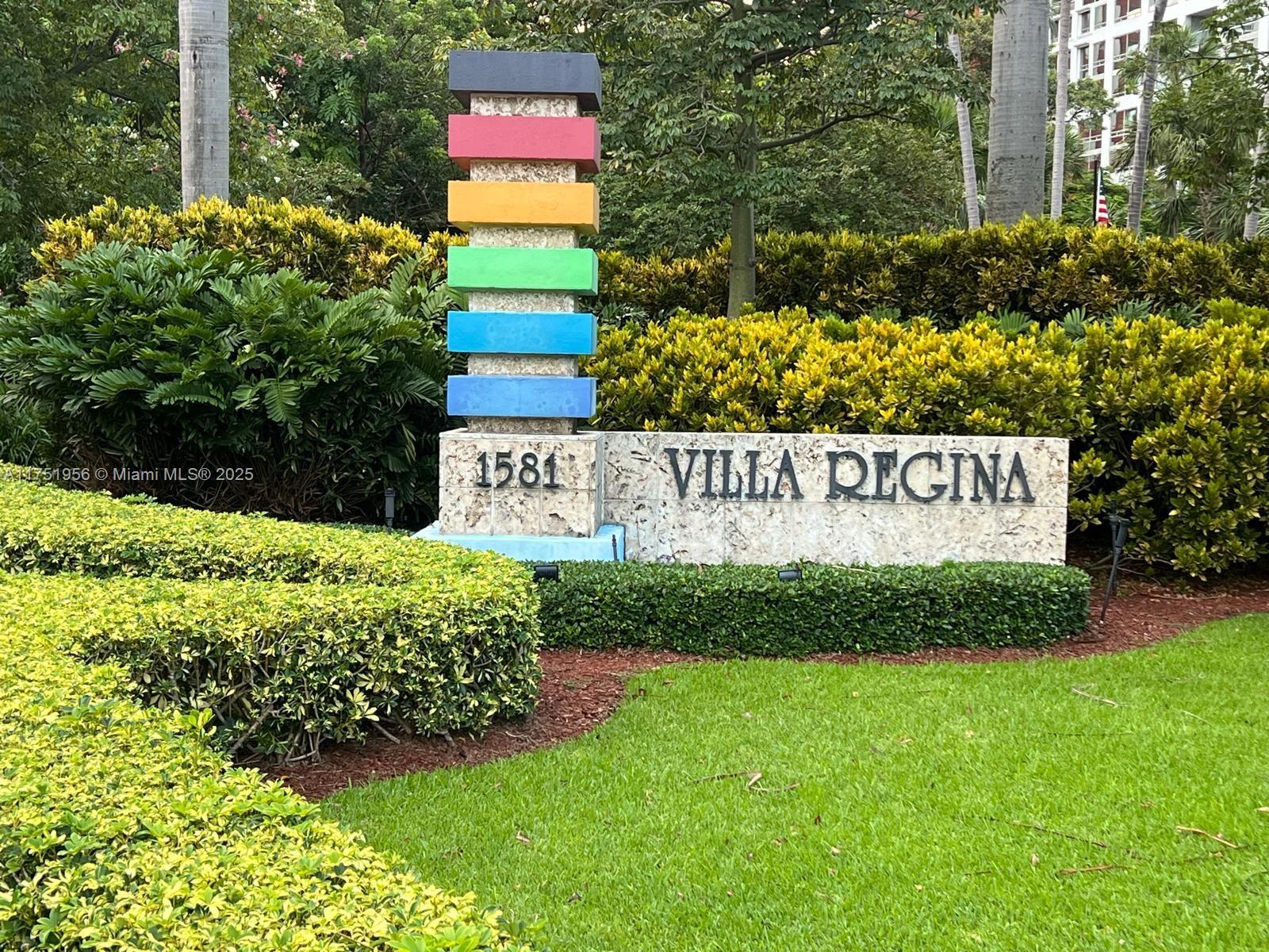 1581 Brickell Ave 602