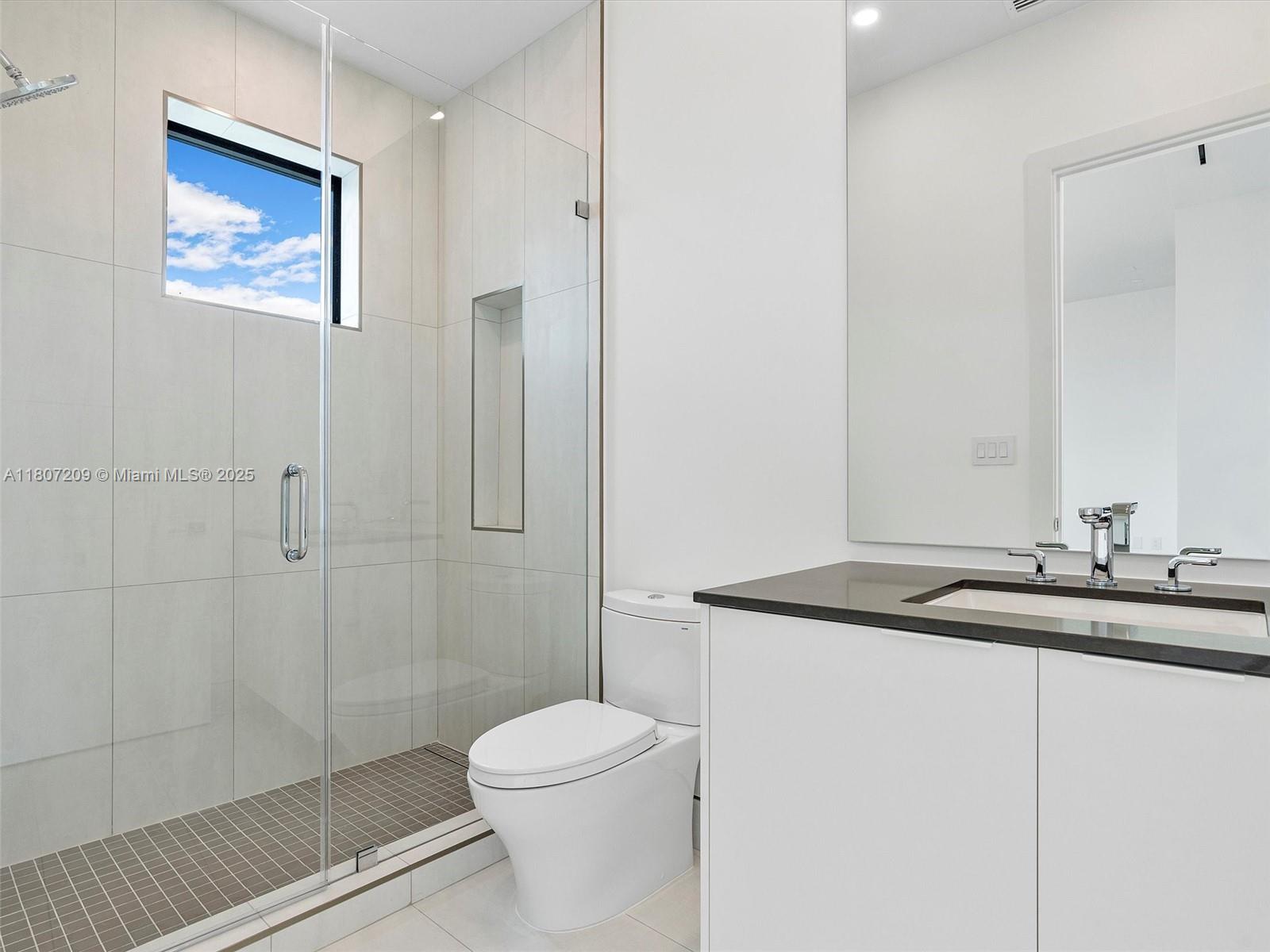 EASTERN SHORES - Residential Lease