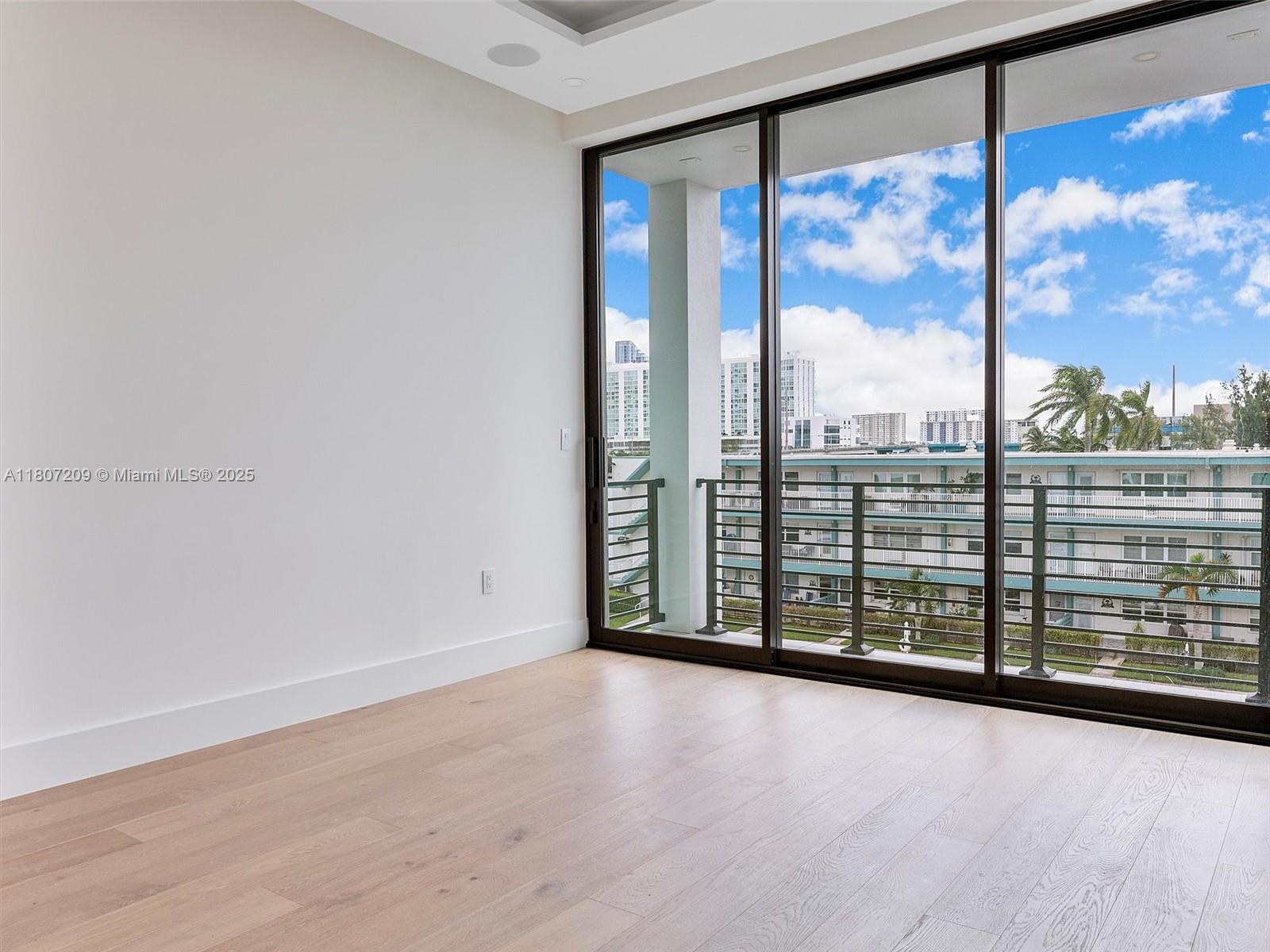 EASTERN SHORES - Residential Lease