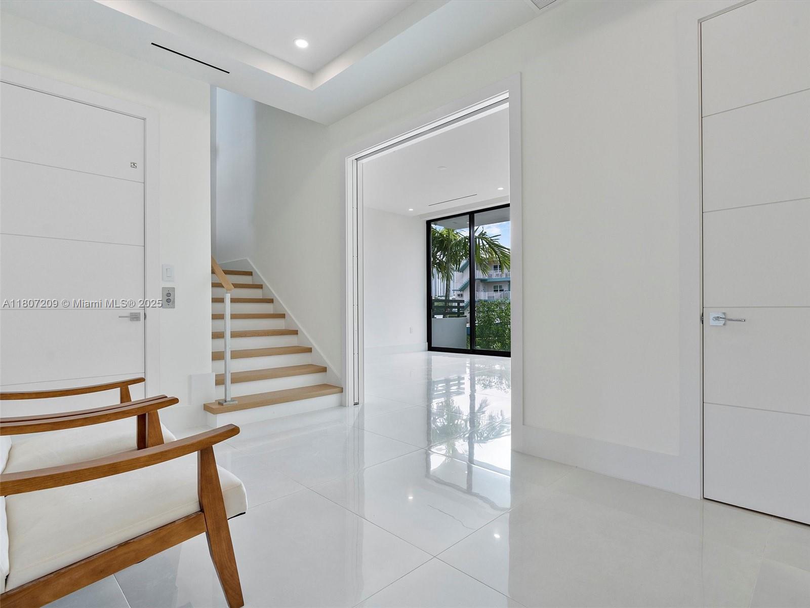 EASTERN SHORES - Residential Lease