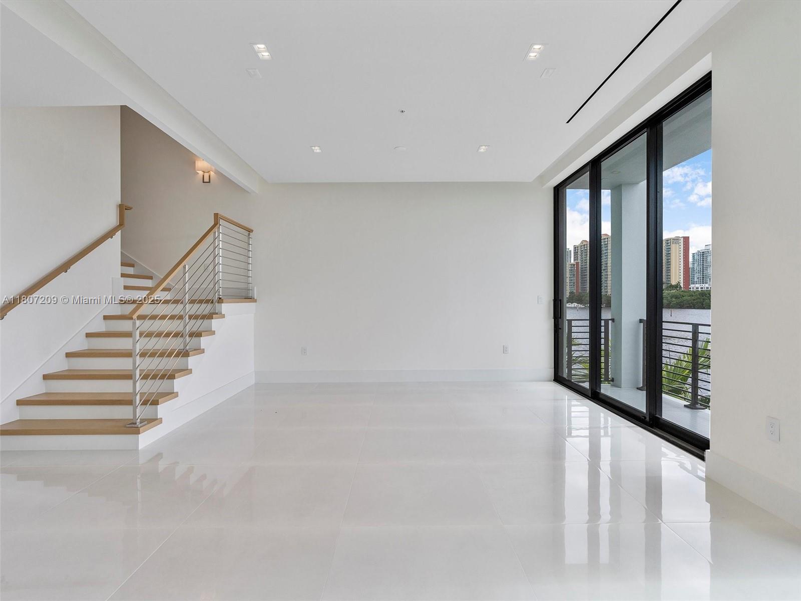 EASTERN SHORES - Residential Lease