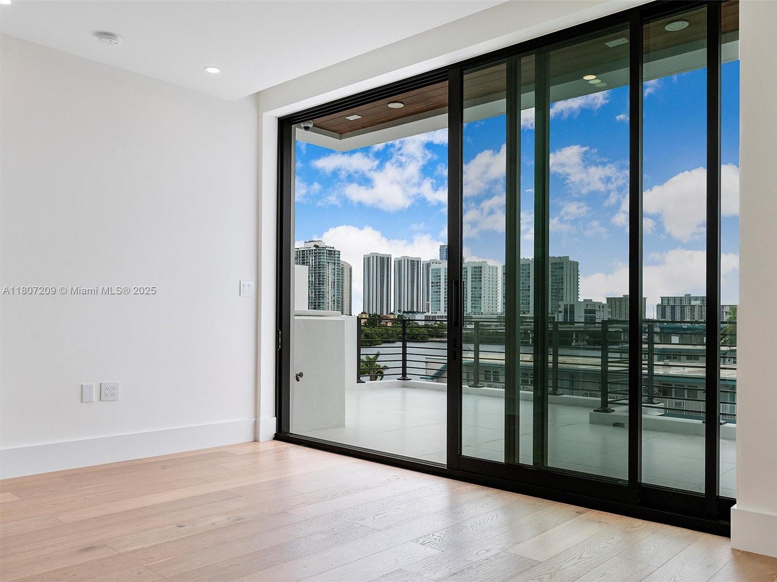 EASTERN SHORES - Residential Lease