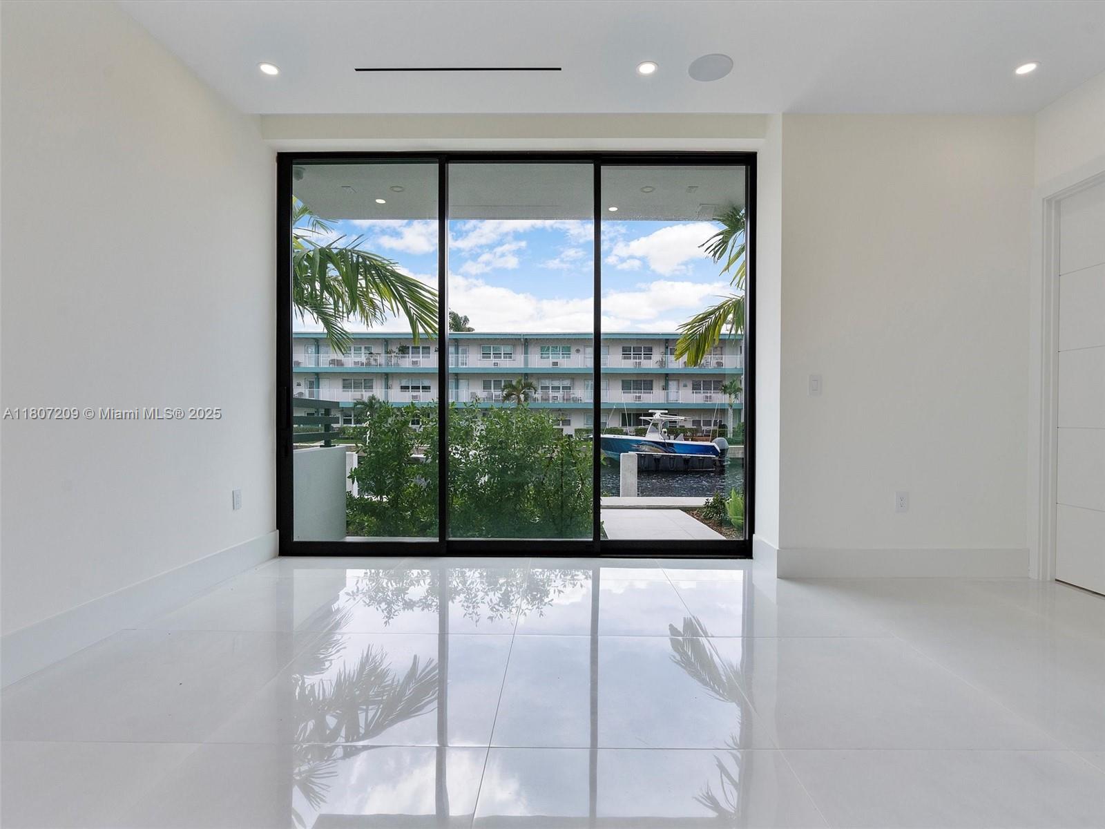 EASTERN SHORES - Residential Lease
