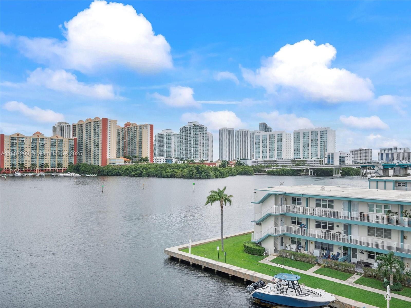EASTERN SHORES - Residential Lease