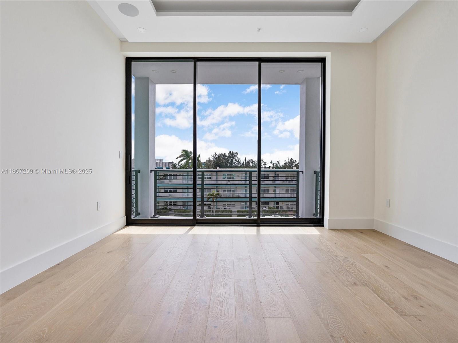 EASTERN SHORES - Residential Lease