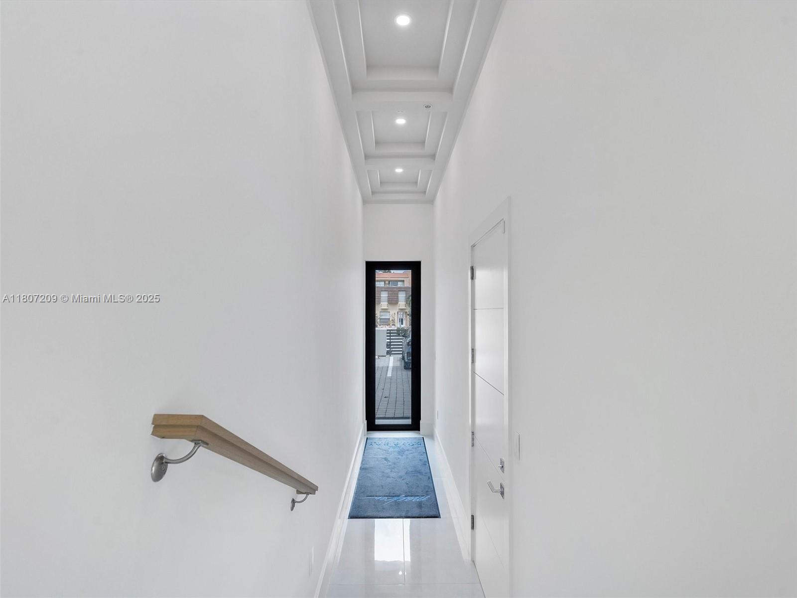 EASTERN SHORES - Residential Lease