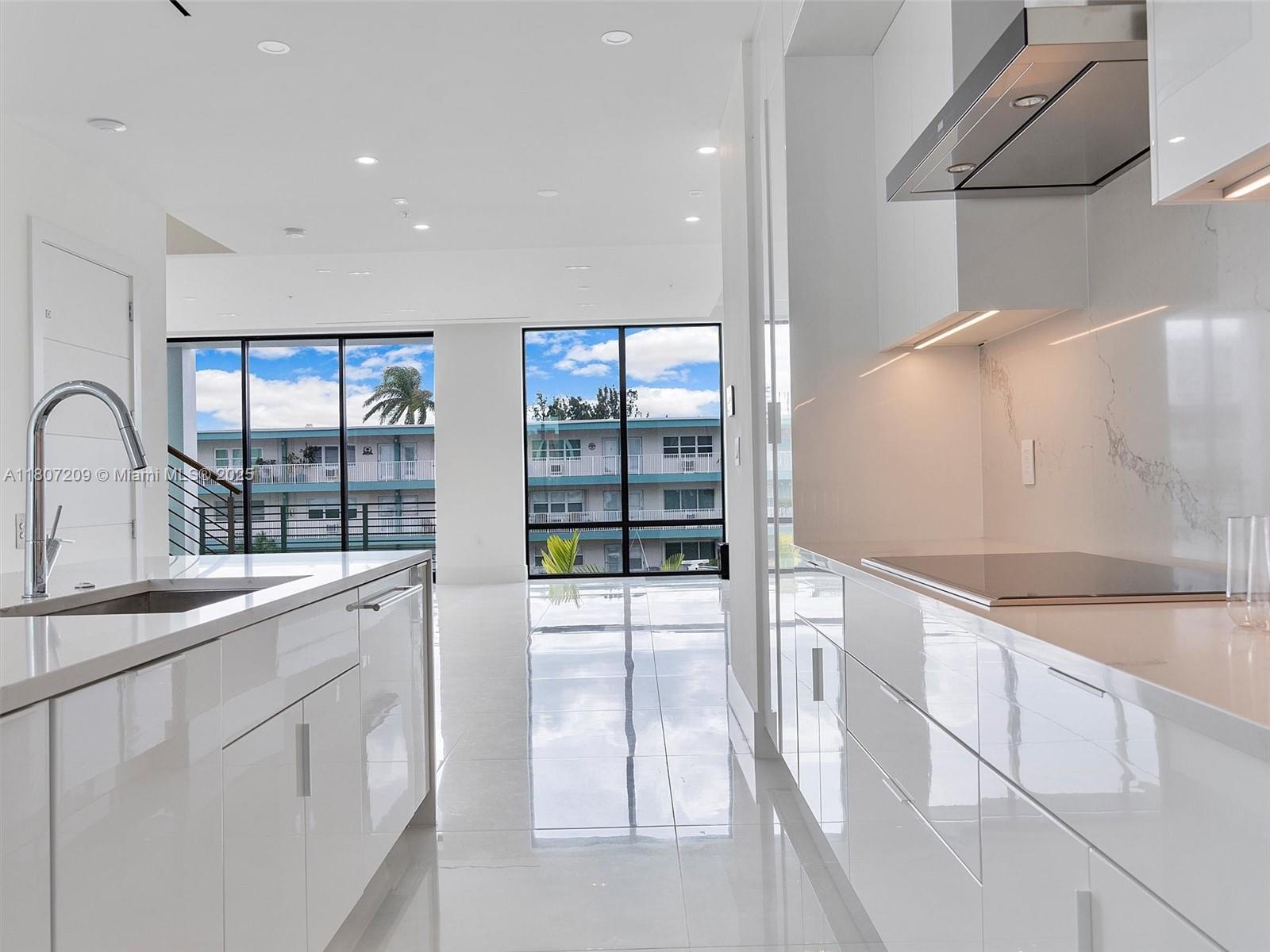 EASTERN SHORES - Residential Lease
