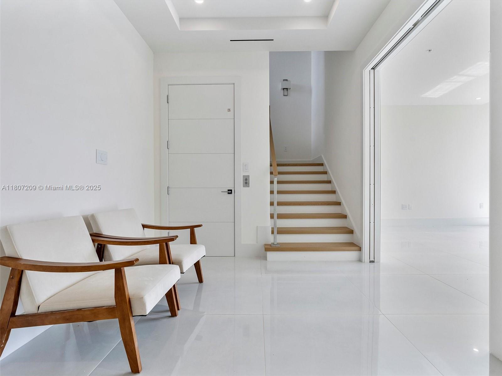 EASTERN SHORES - Residential Lease
