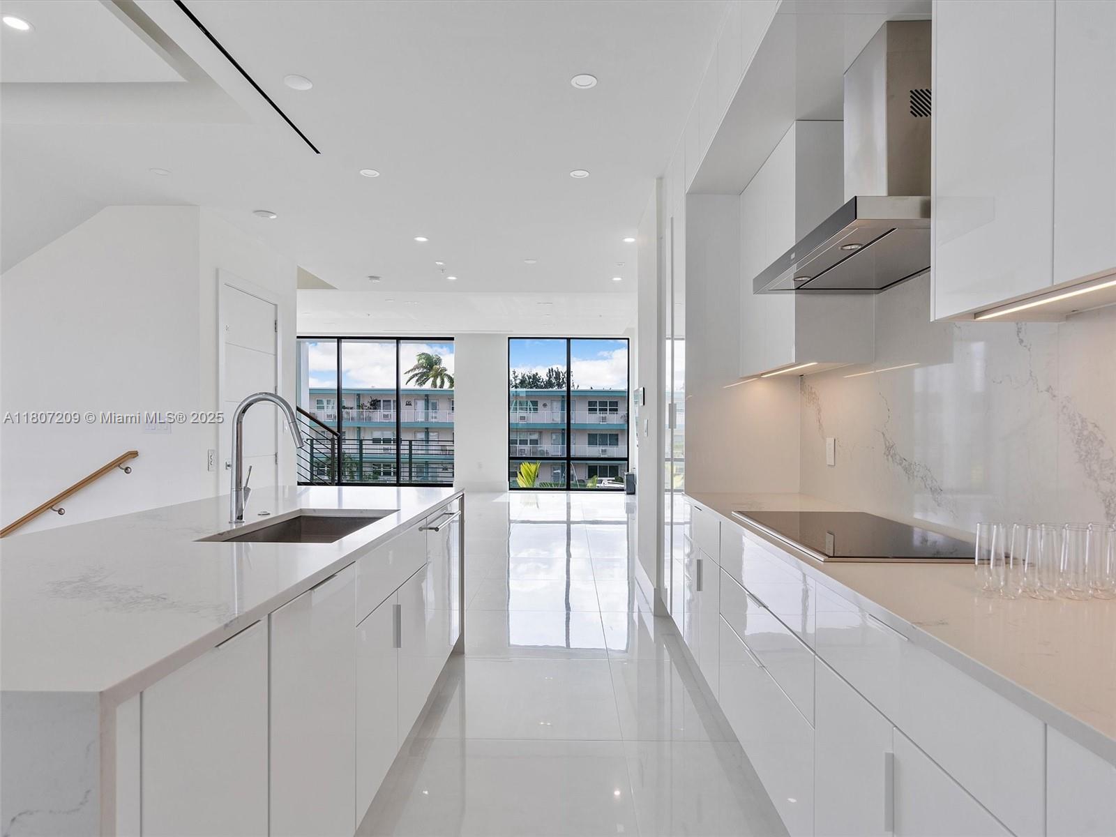 EASTERN SHORES - Residential Lease