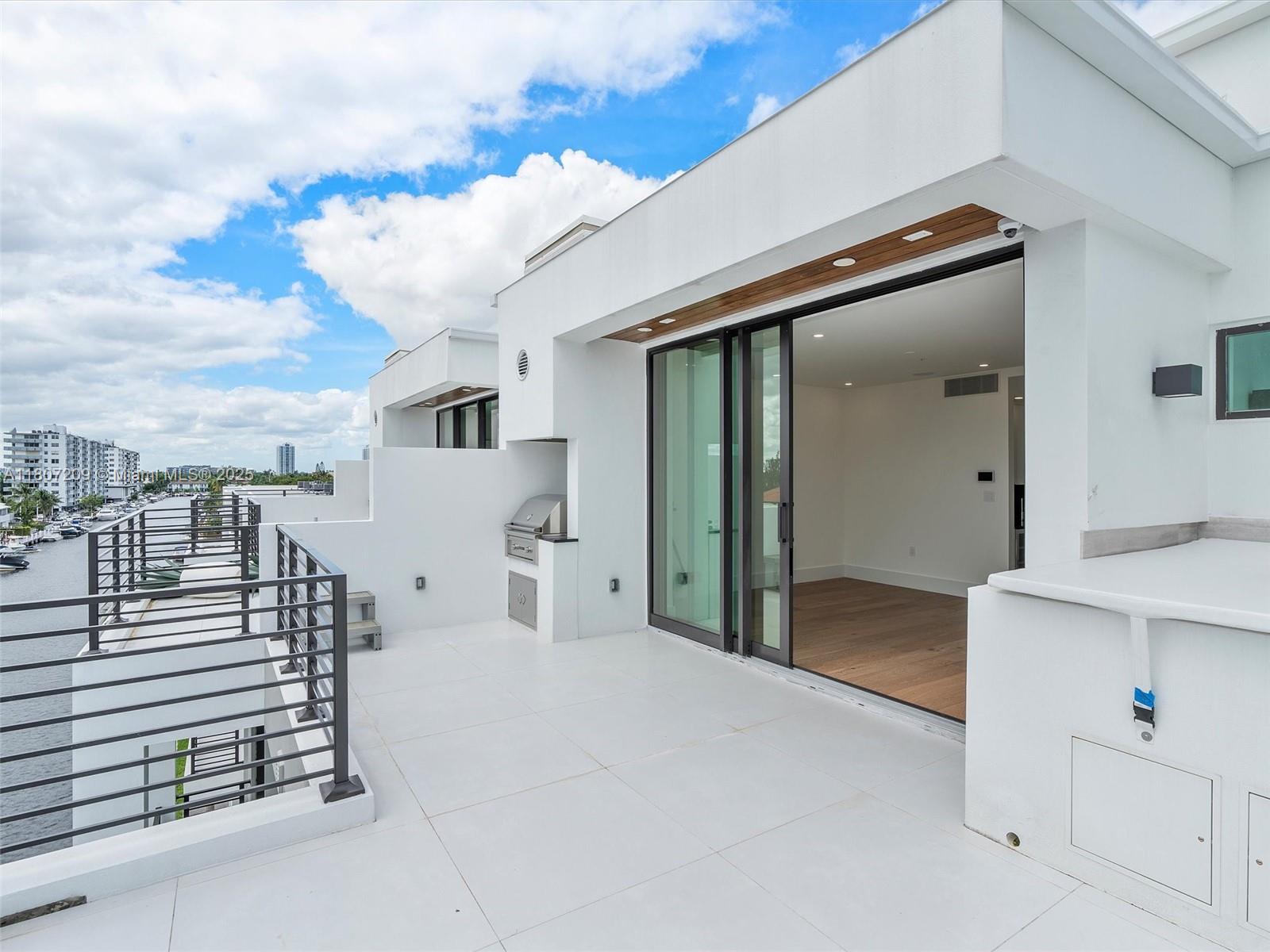 EASTERN SHORES - Residential Lease