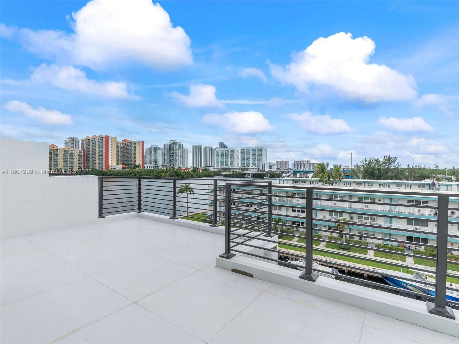 EASTERN SHORES - Residential Lease