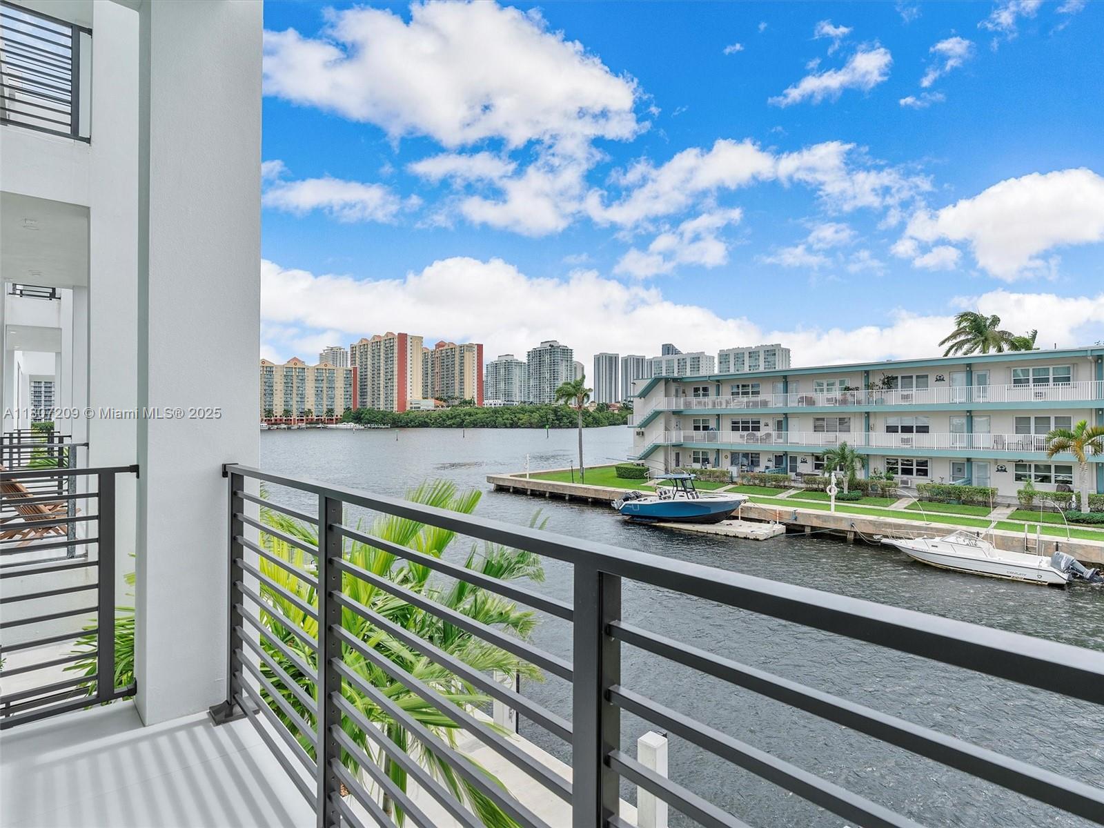 EASTERN SHORES - Residential Lease