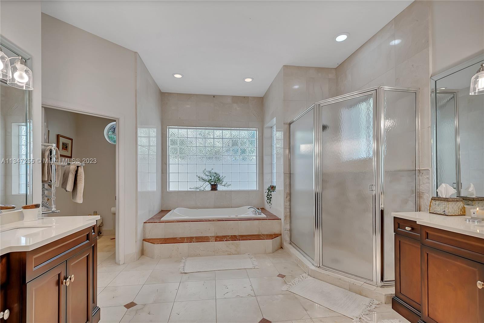 Photo 8 of 31 of 16671 SW 79th Ct house