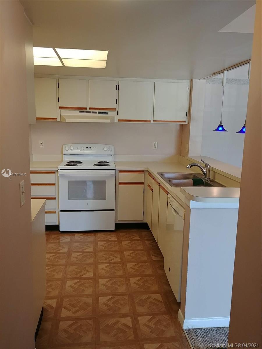 VISCONTI CONDO - Residential